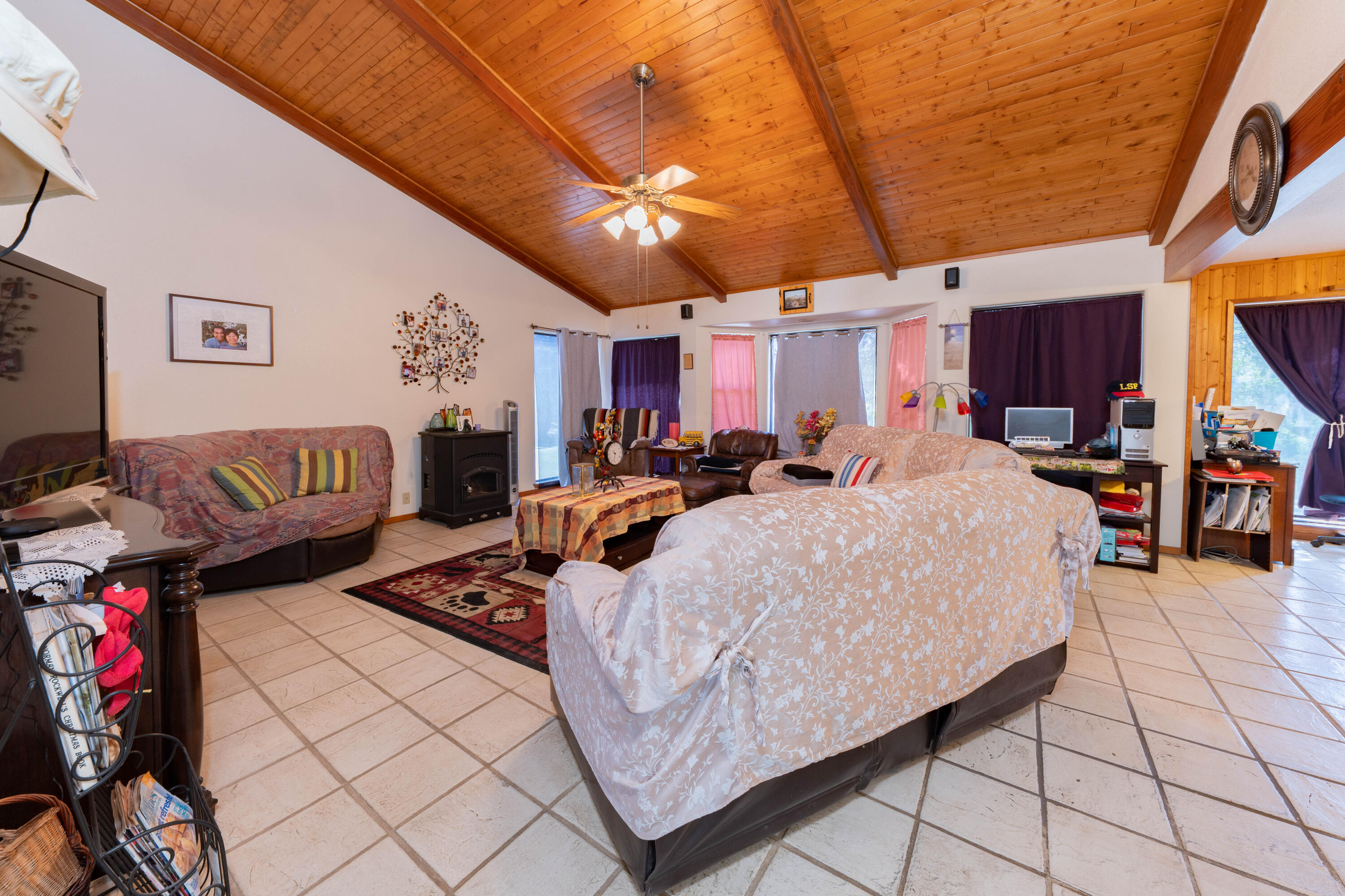 16601 Mustang Dr, Springville, CA 93265