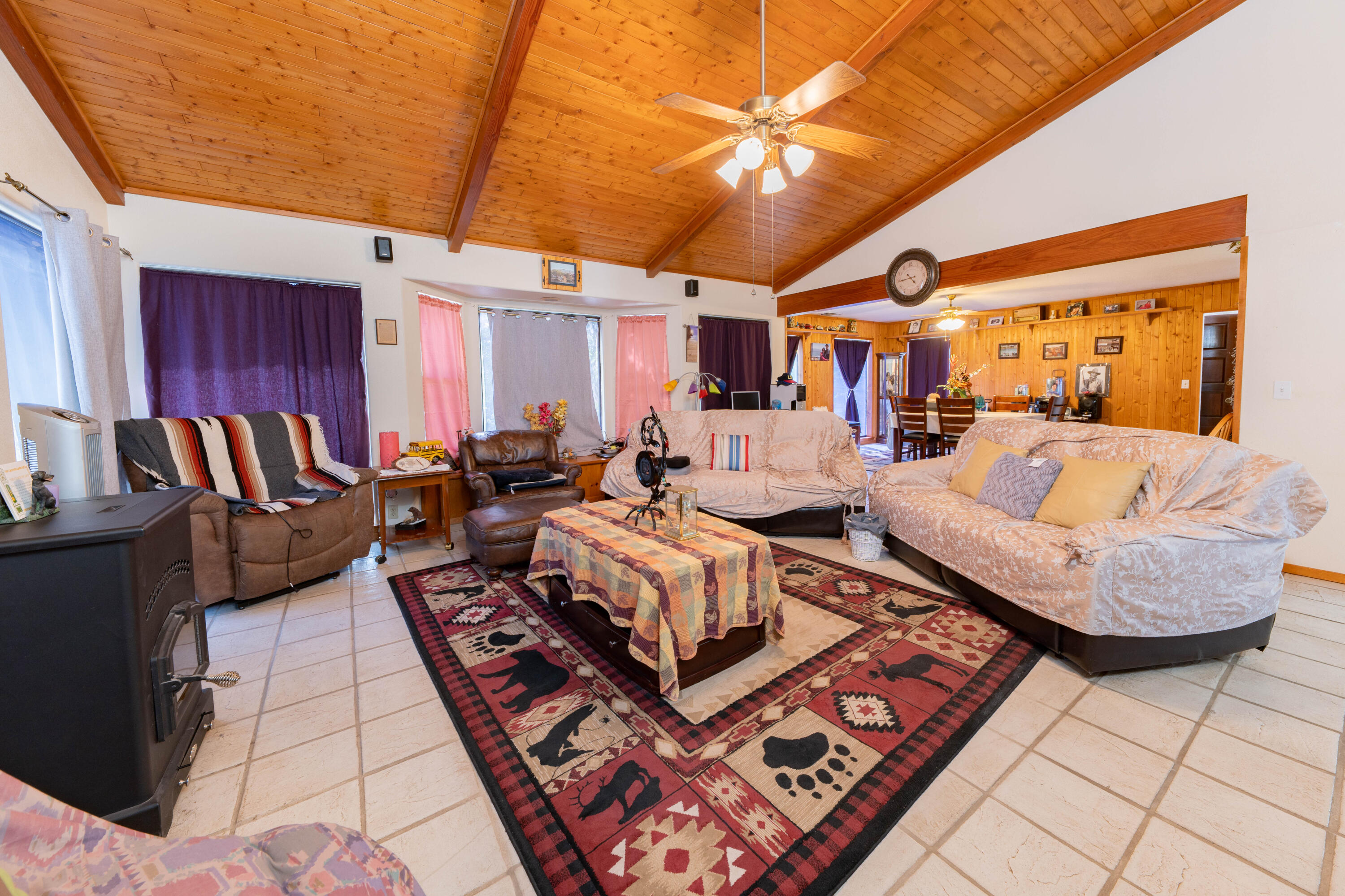 16601 Mustang Dr, Springville, CA 93265