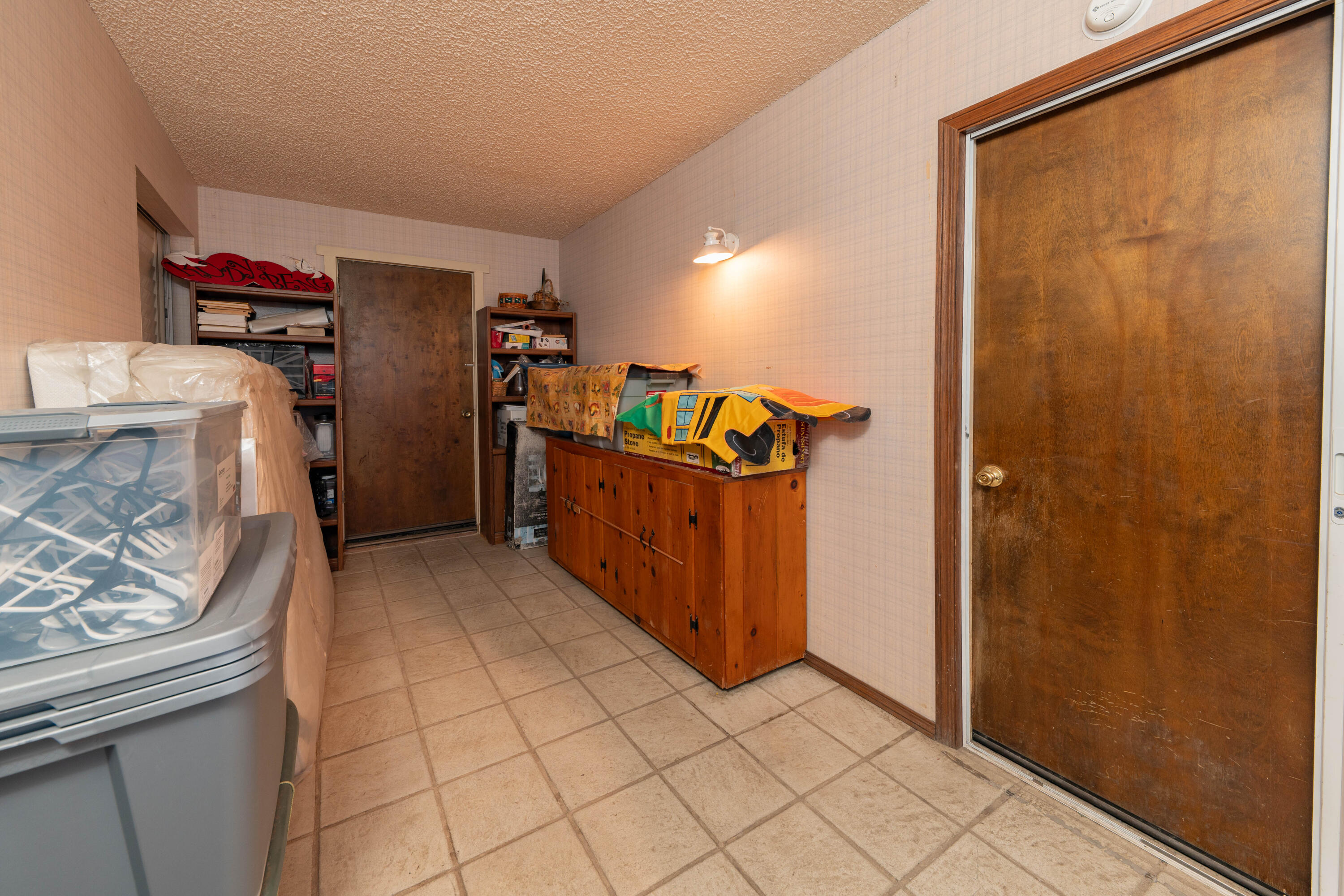 16601 Mustang Dr, Springville, CA 93265