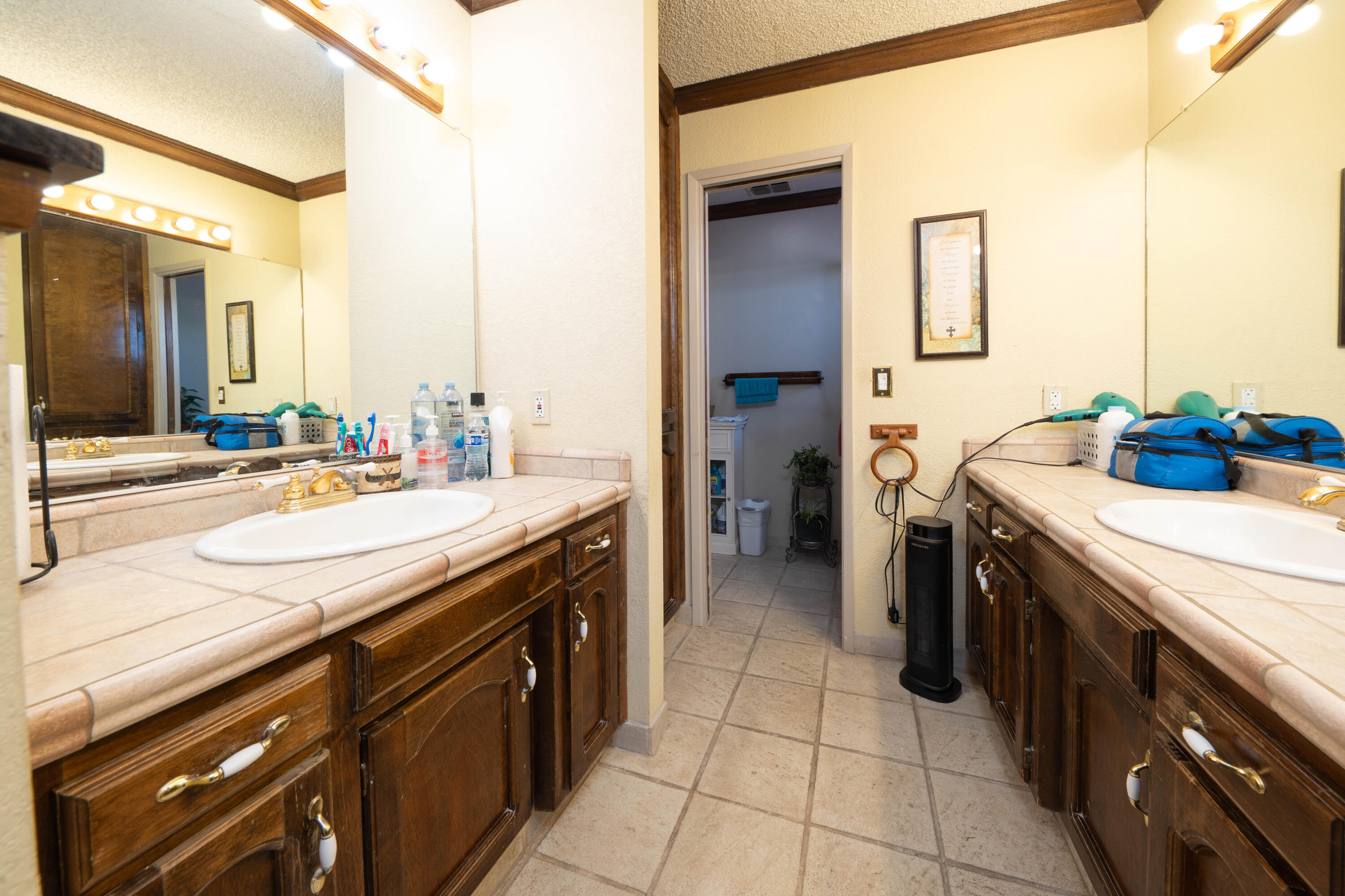 16601 Mustang Dr, Springville, CA 93265