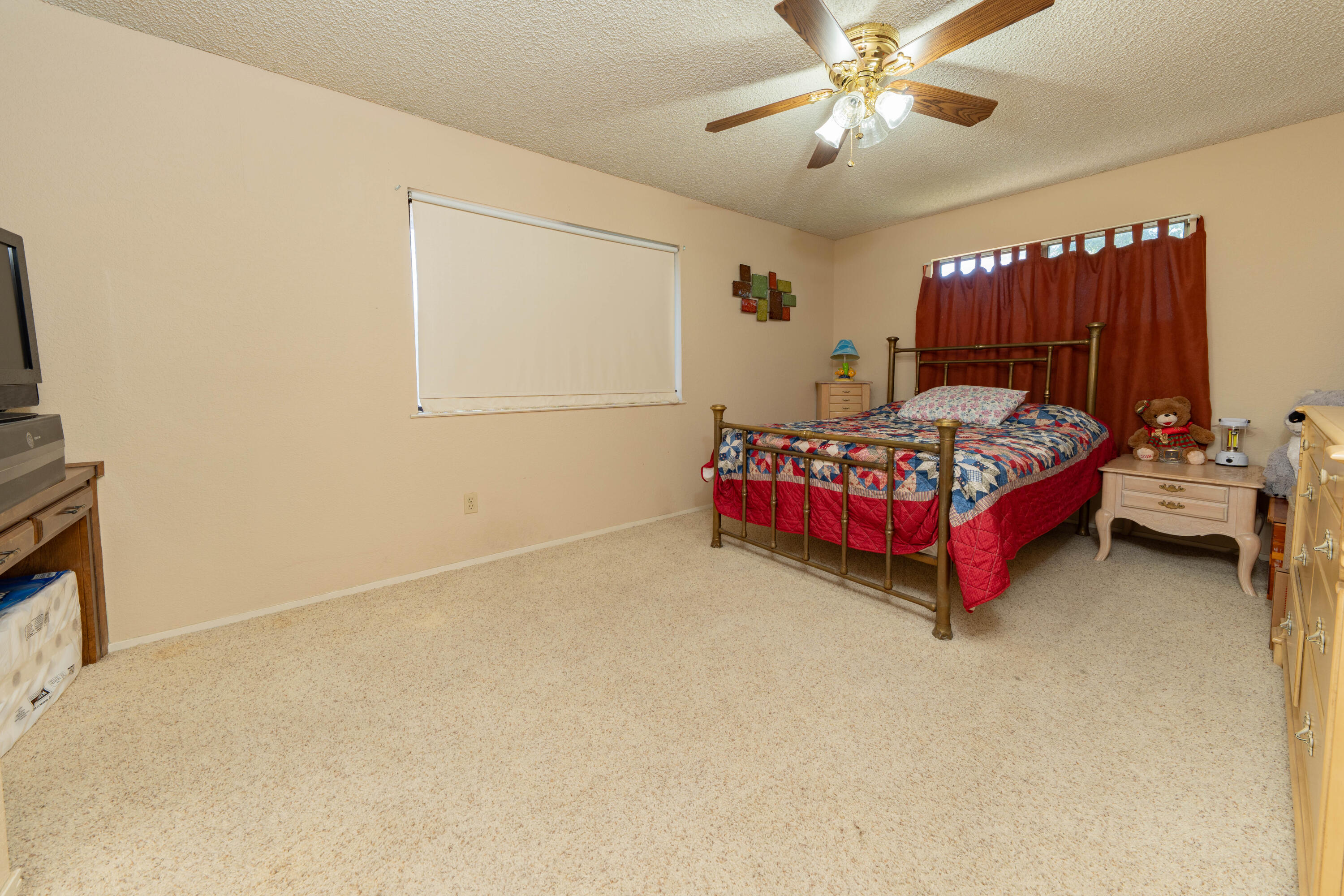 16601 Mustang Dr, Springville, CA 93265