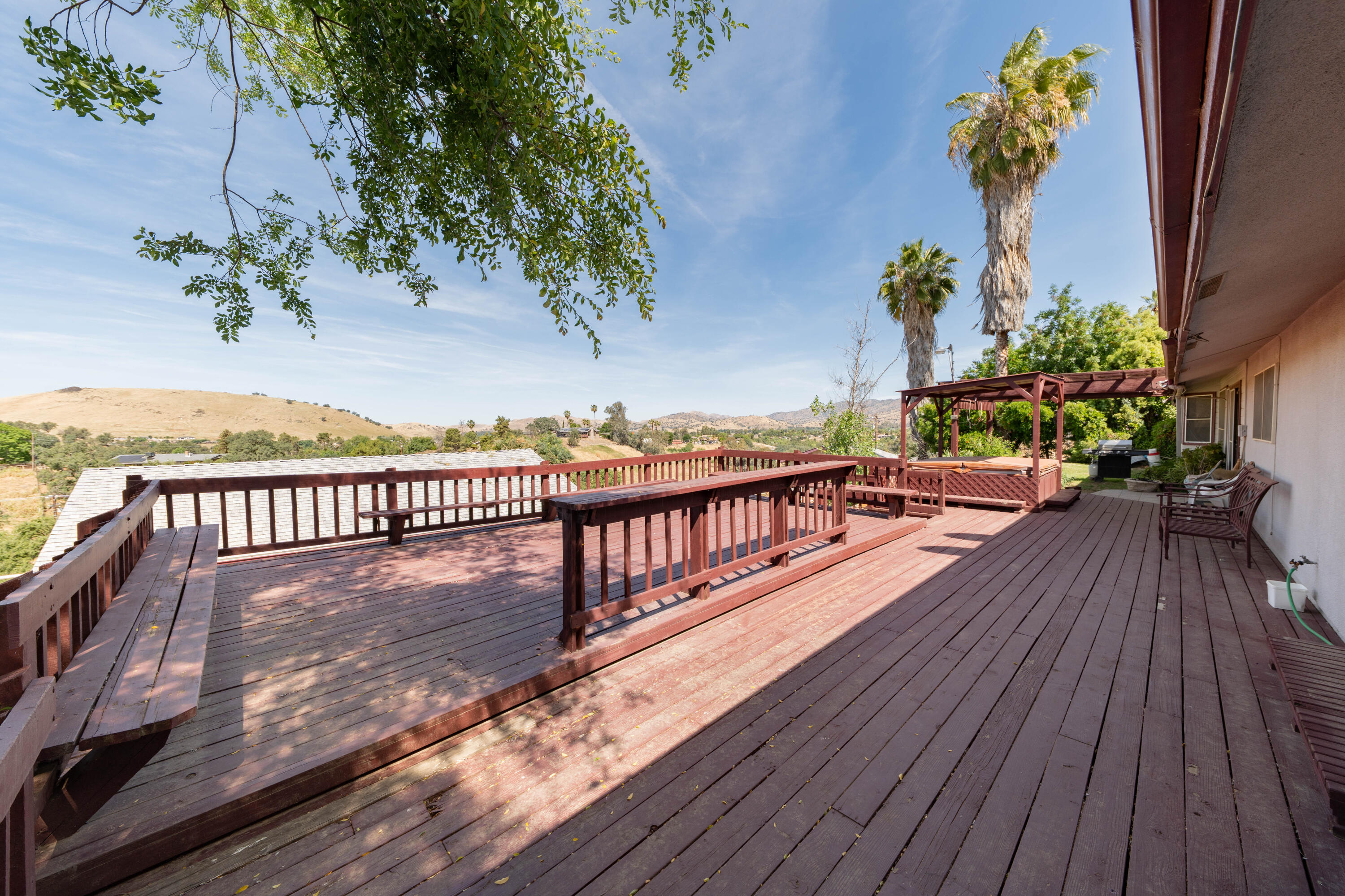16601 Mustang Dr, Springville, CA 93265