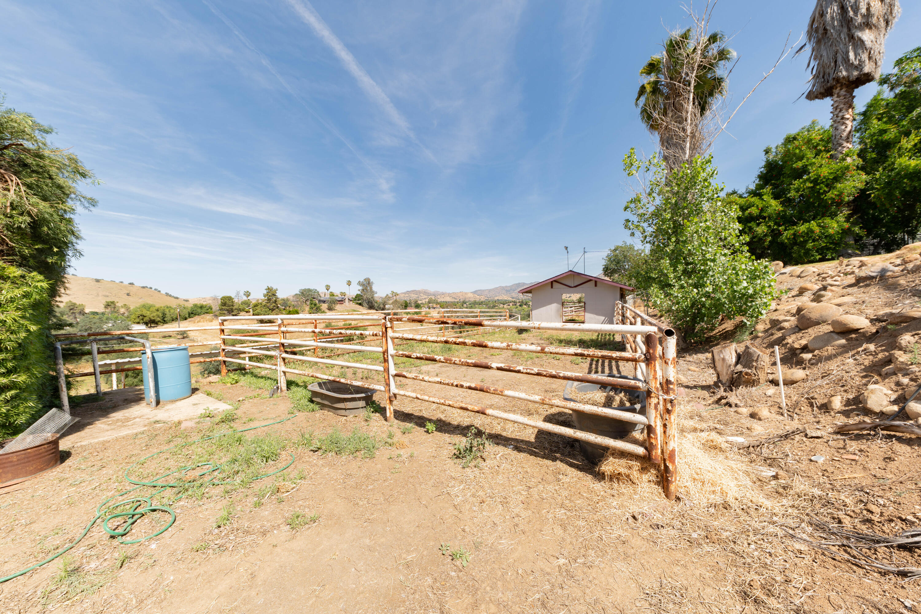 16601 Mustang Dr, Springville, CA 93265