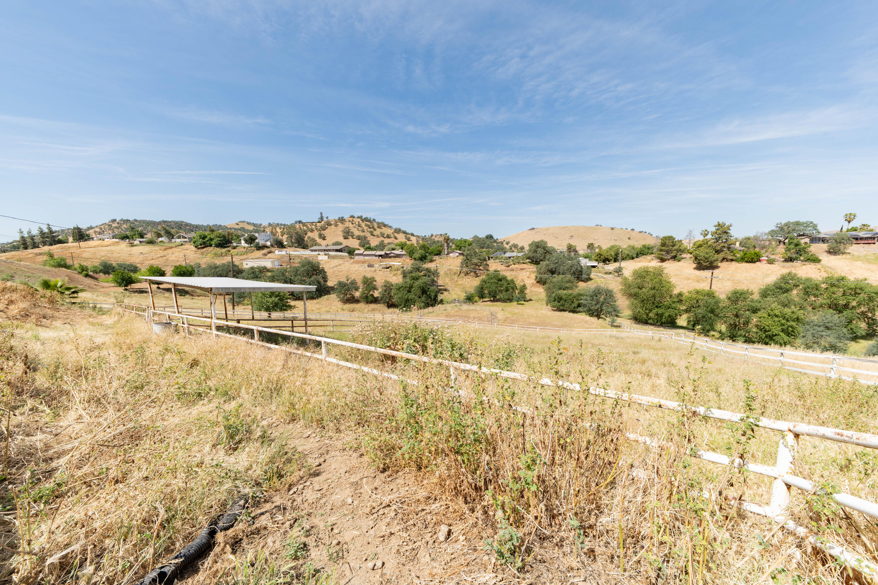 16601 Mustang Dr, Springville, CA 93265