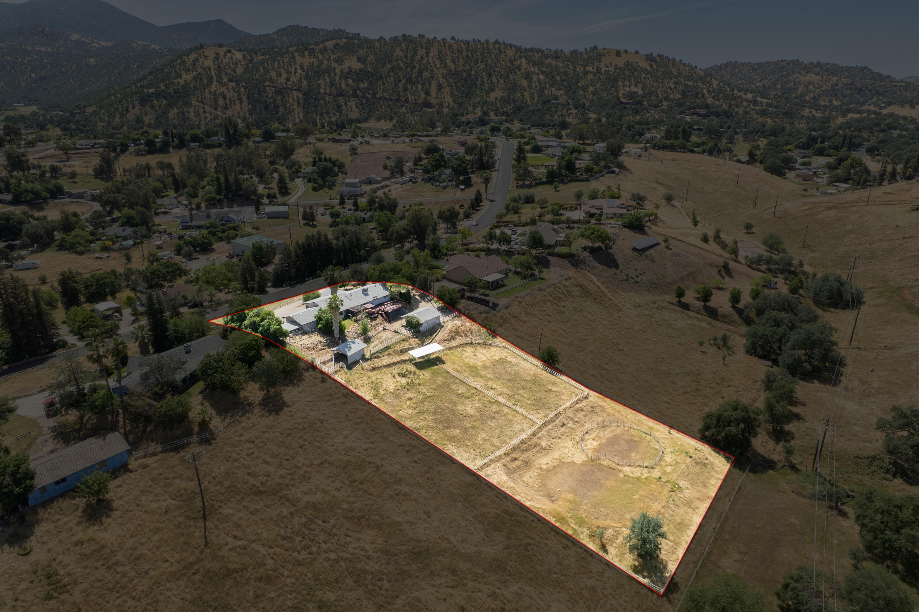 16601 Mustang Dr, Springville, CA 93265