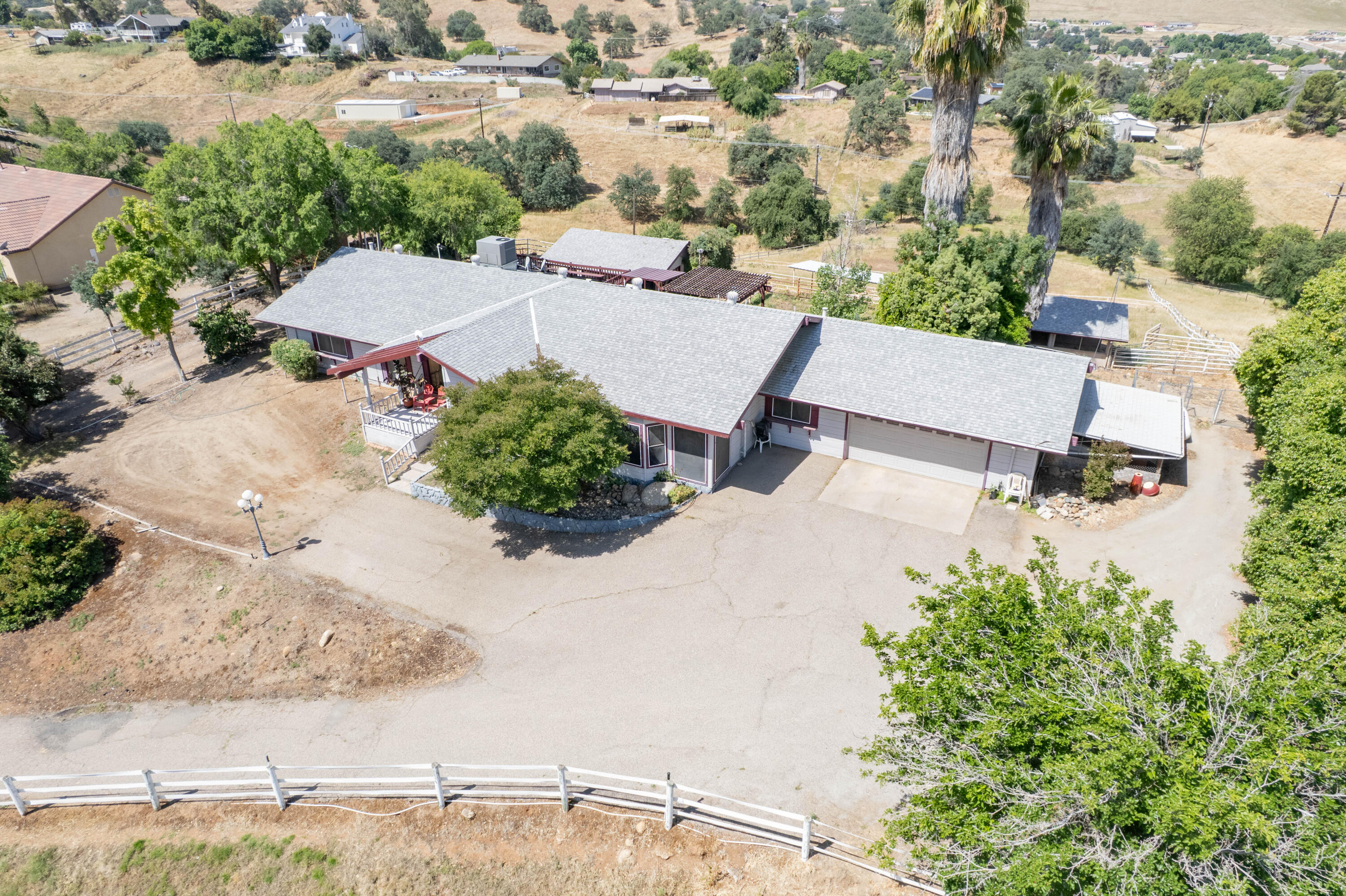 16601 Mustang Dr, Springville, CA 93265