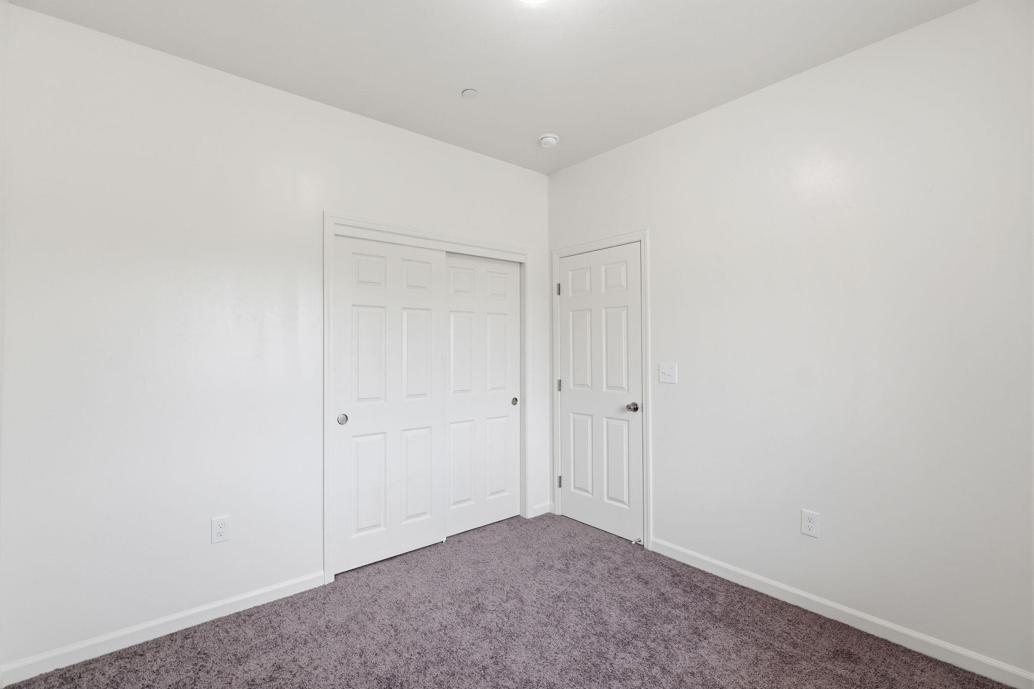 3447 E Douglas Ave, Visalia, CA 93292