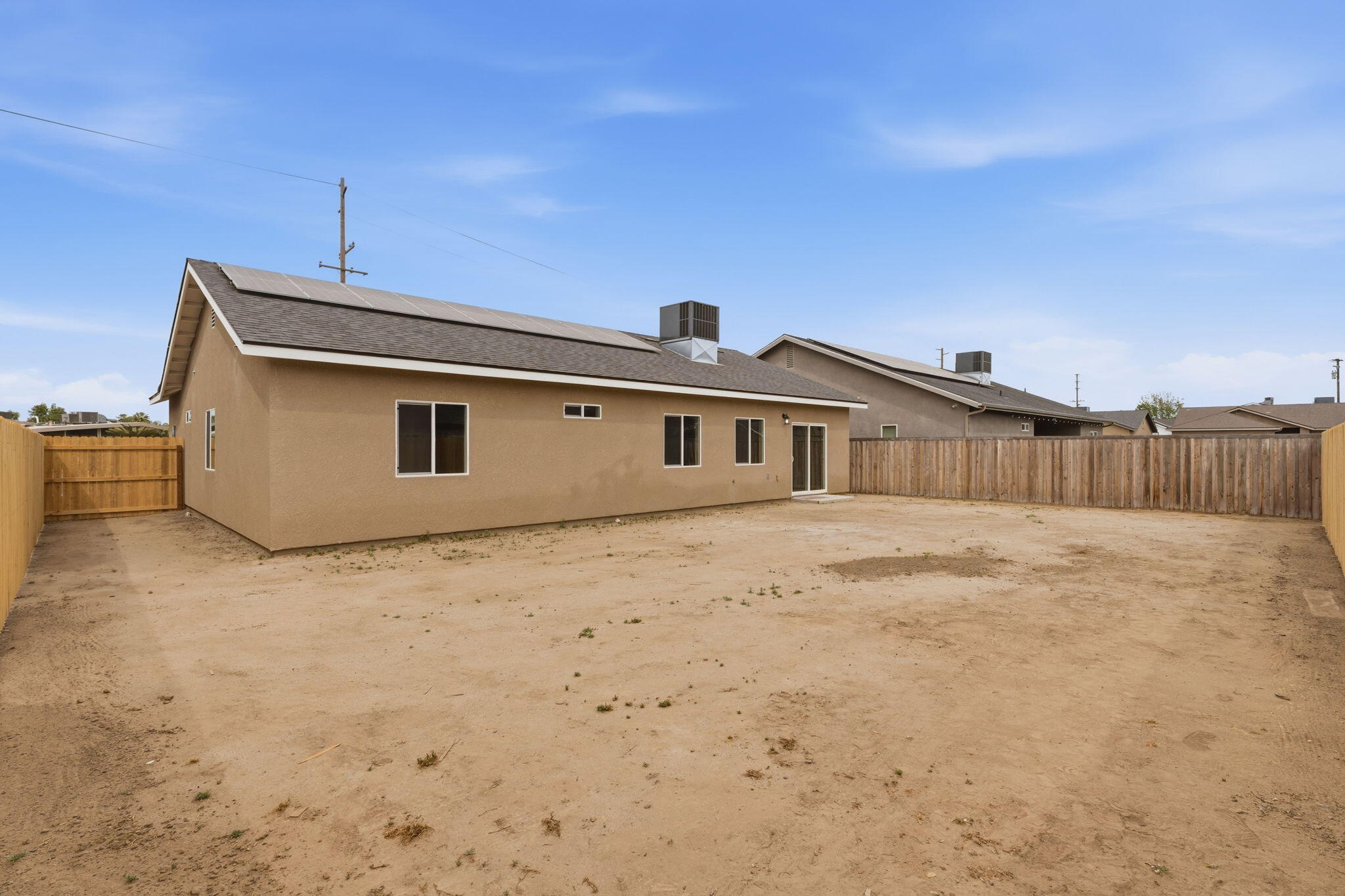 3447 E Douglas Ave, Visalia, CA 93292