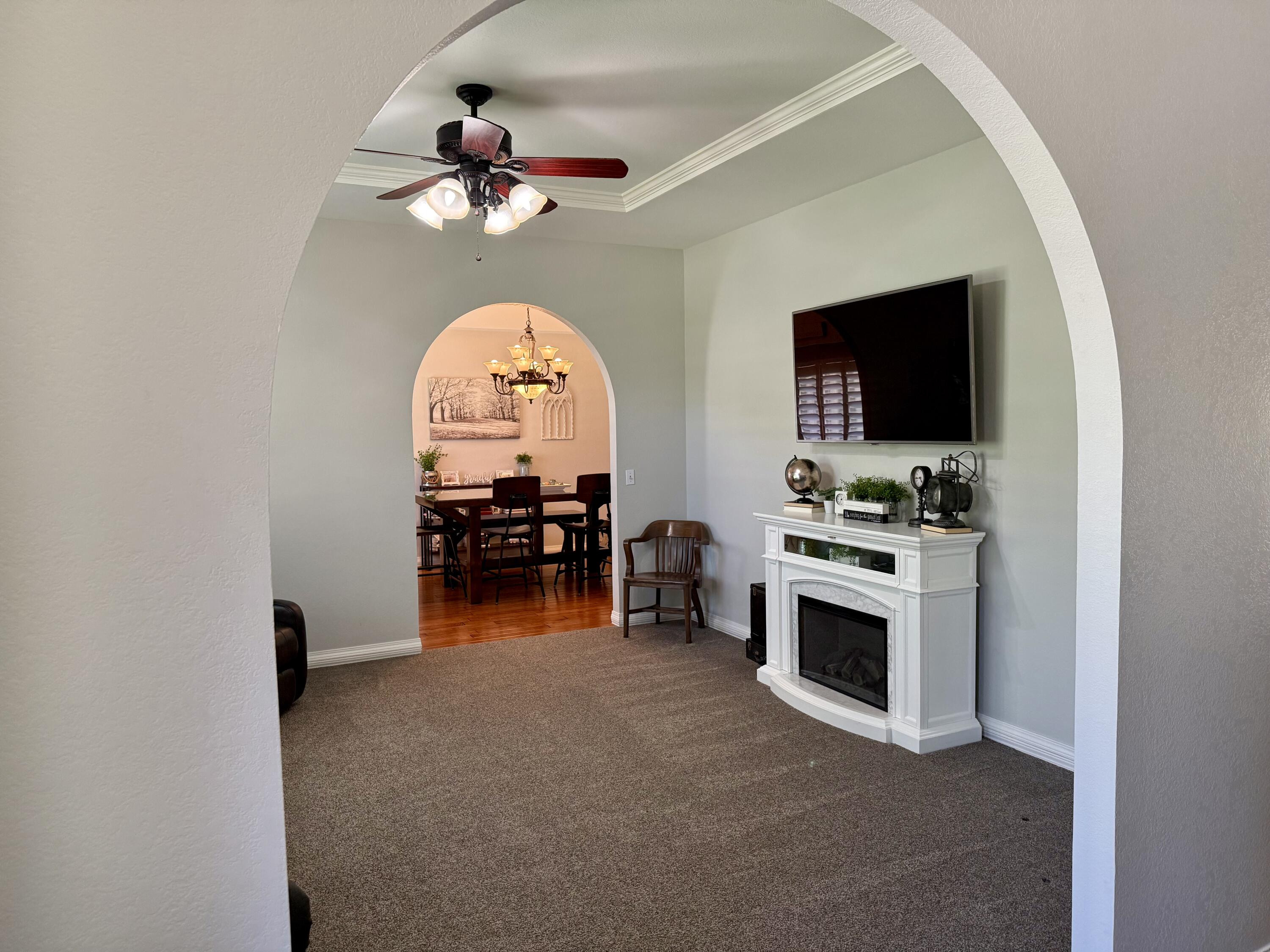 3401 S Bridge St, Visalia, CA 93277