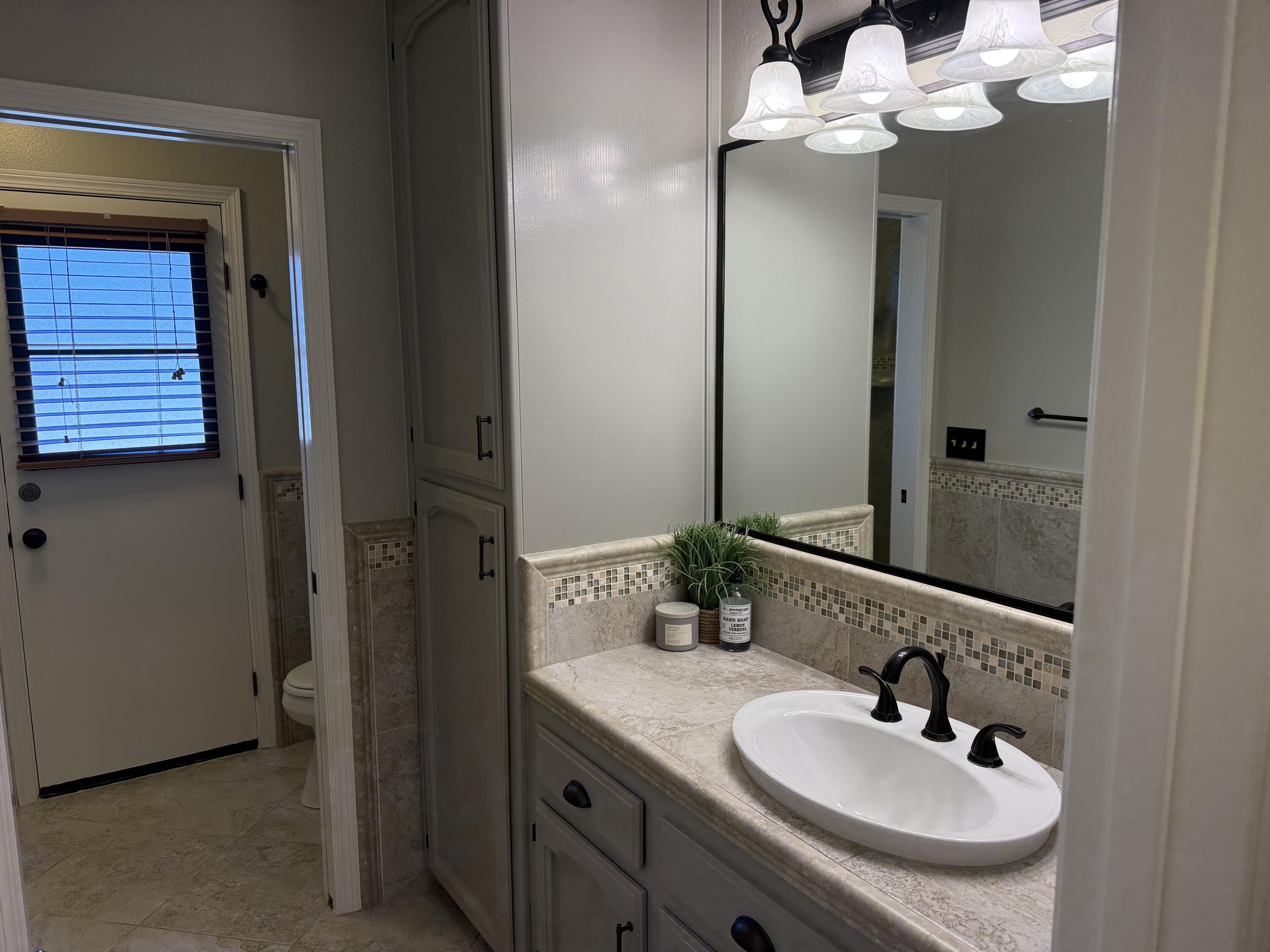 3401 S Bridge St, Visalia, CA 93277