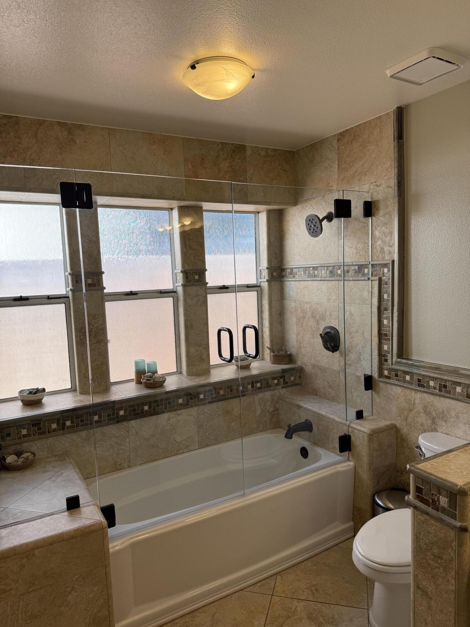 3401 S Bridge St, Visalia, CA 93277