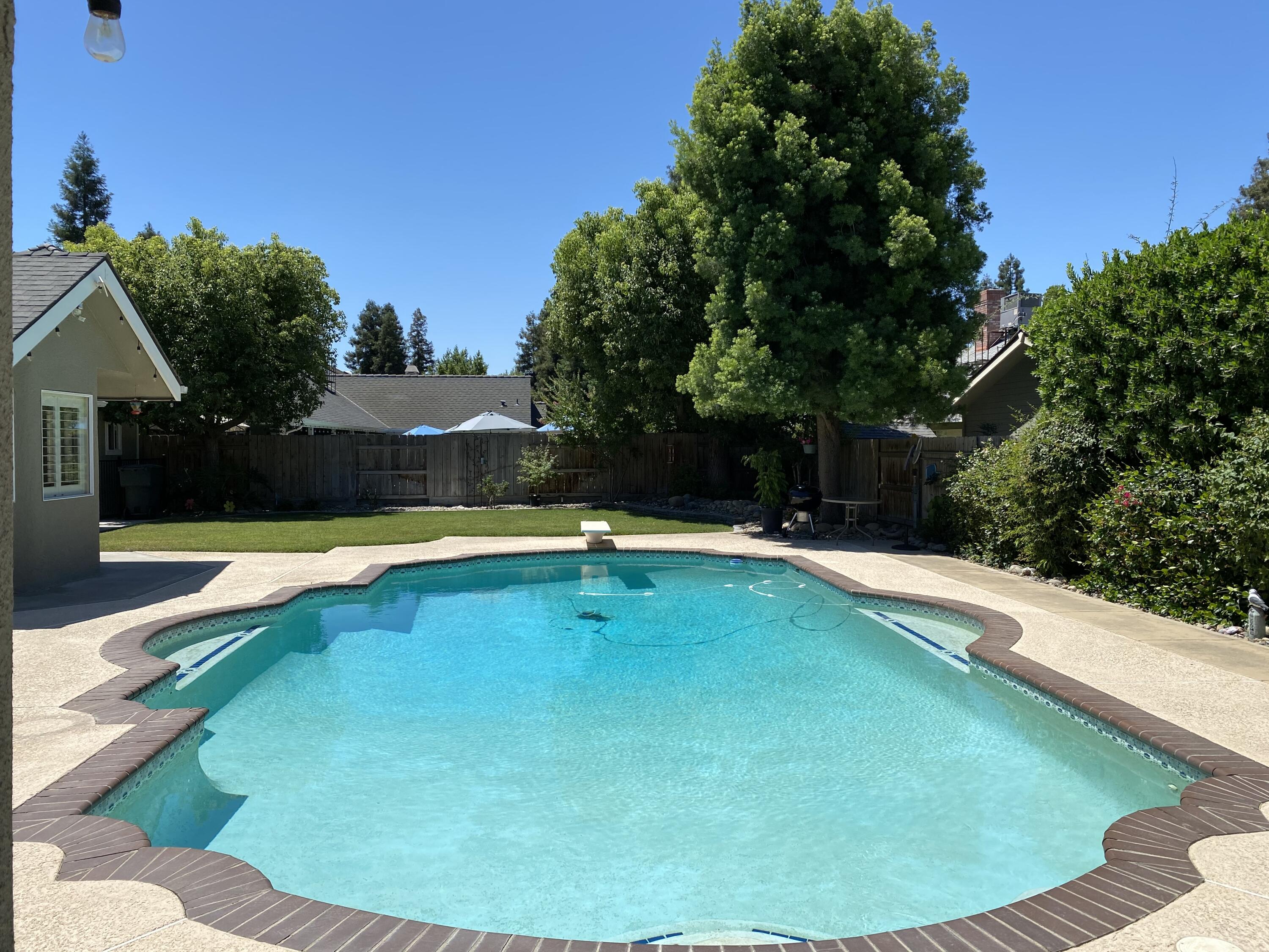 3401 S Bridge St, Visalia, CA 93277