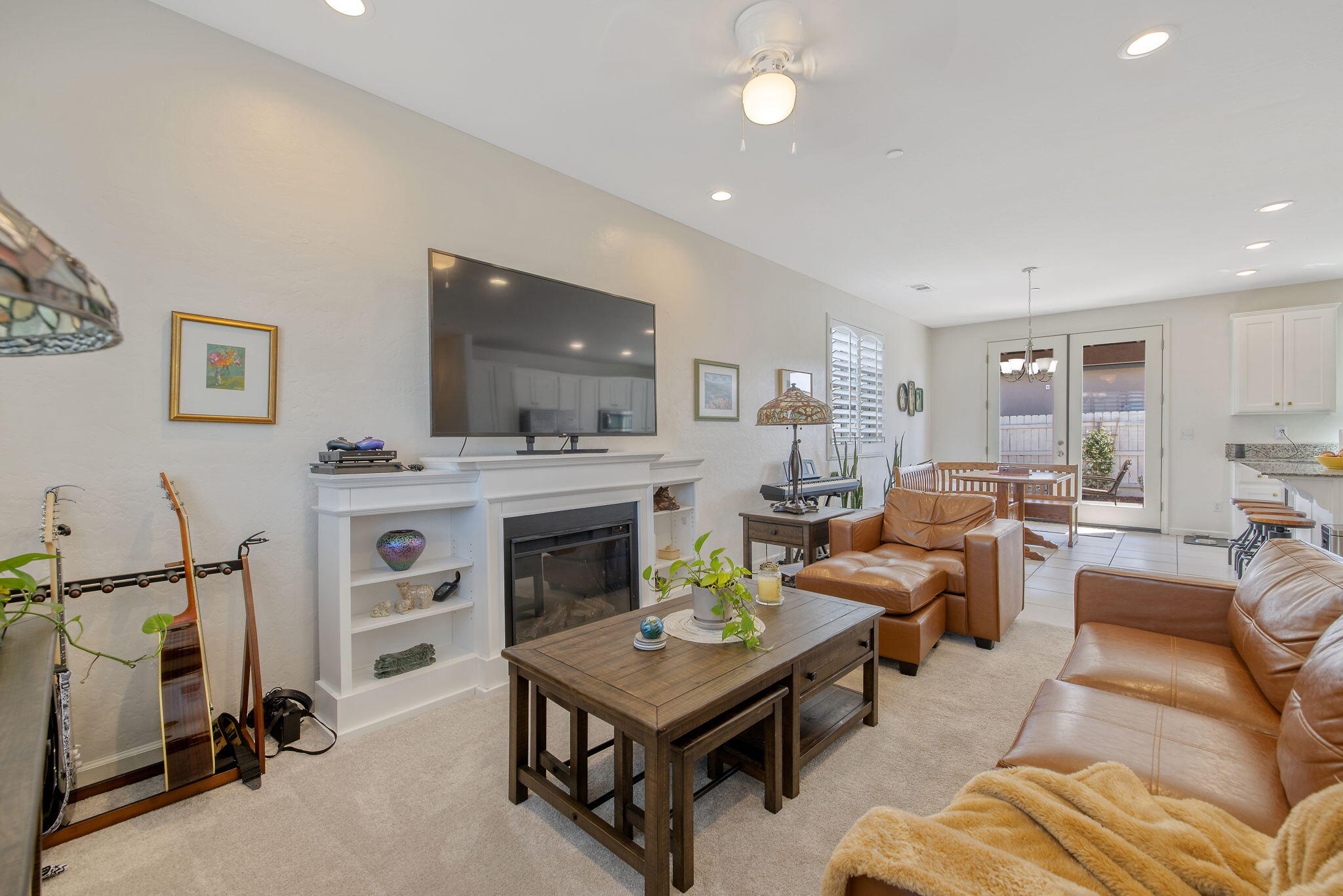 3246 N Rova Ct, Visalia, CA 93291