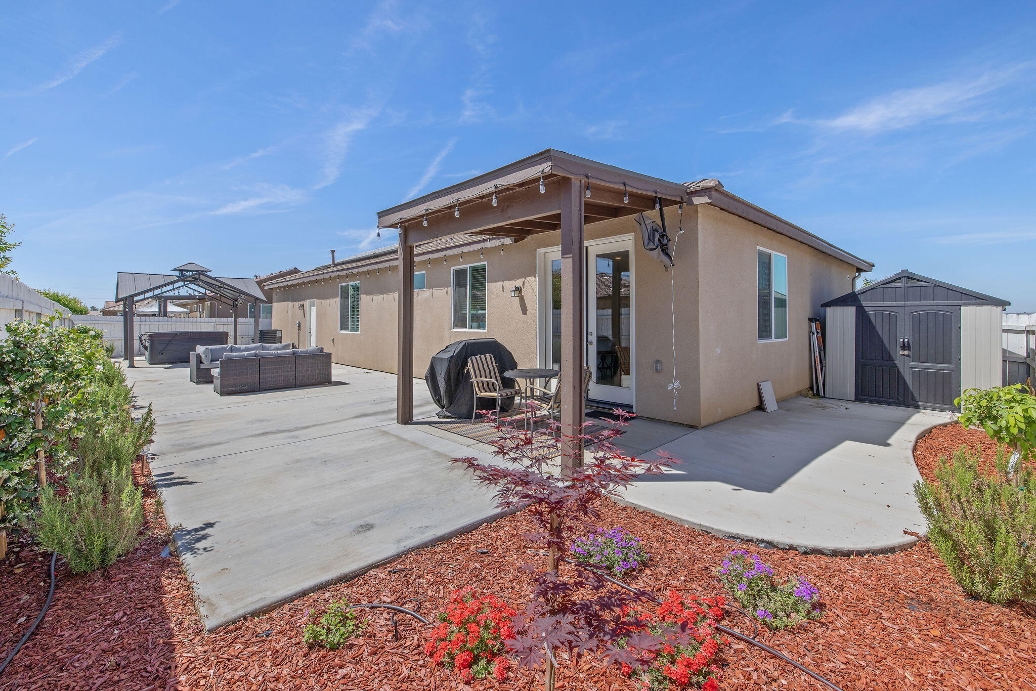 3246 N Rova Ct, Visalia, CA 93291