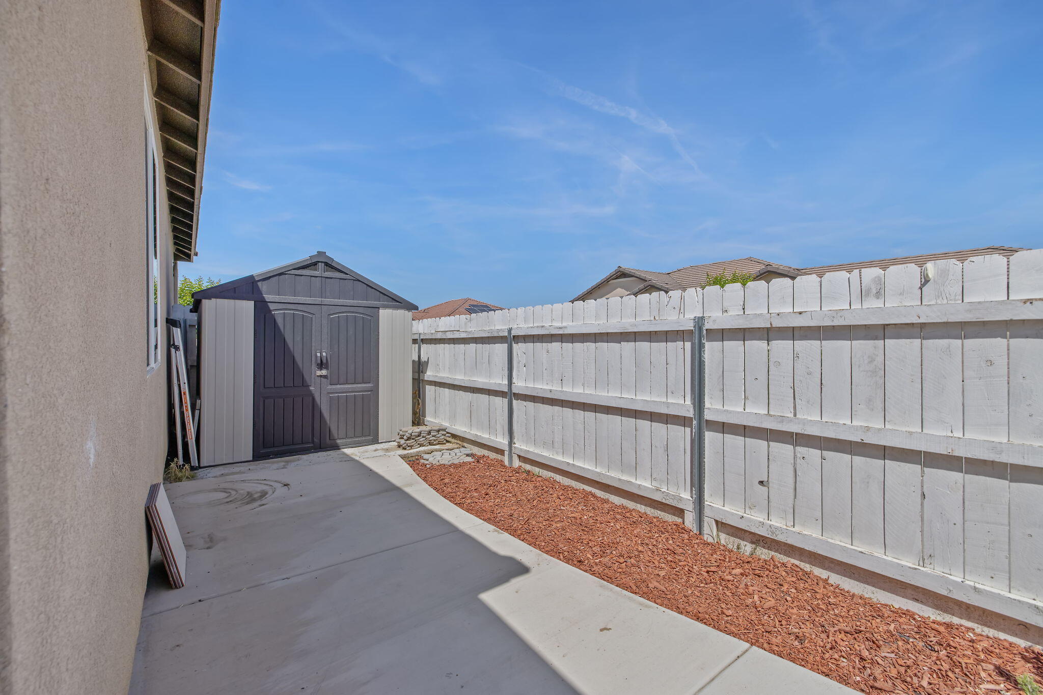 3246 N Rova Ct, Visalia, CA 93291