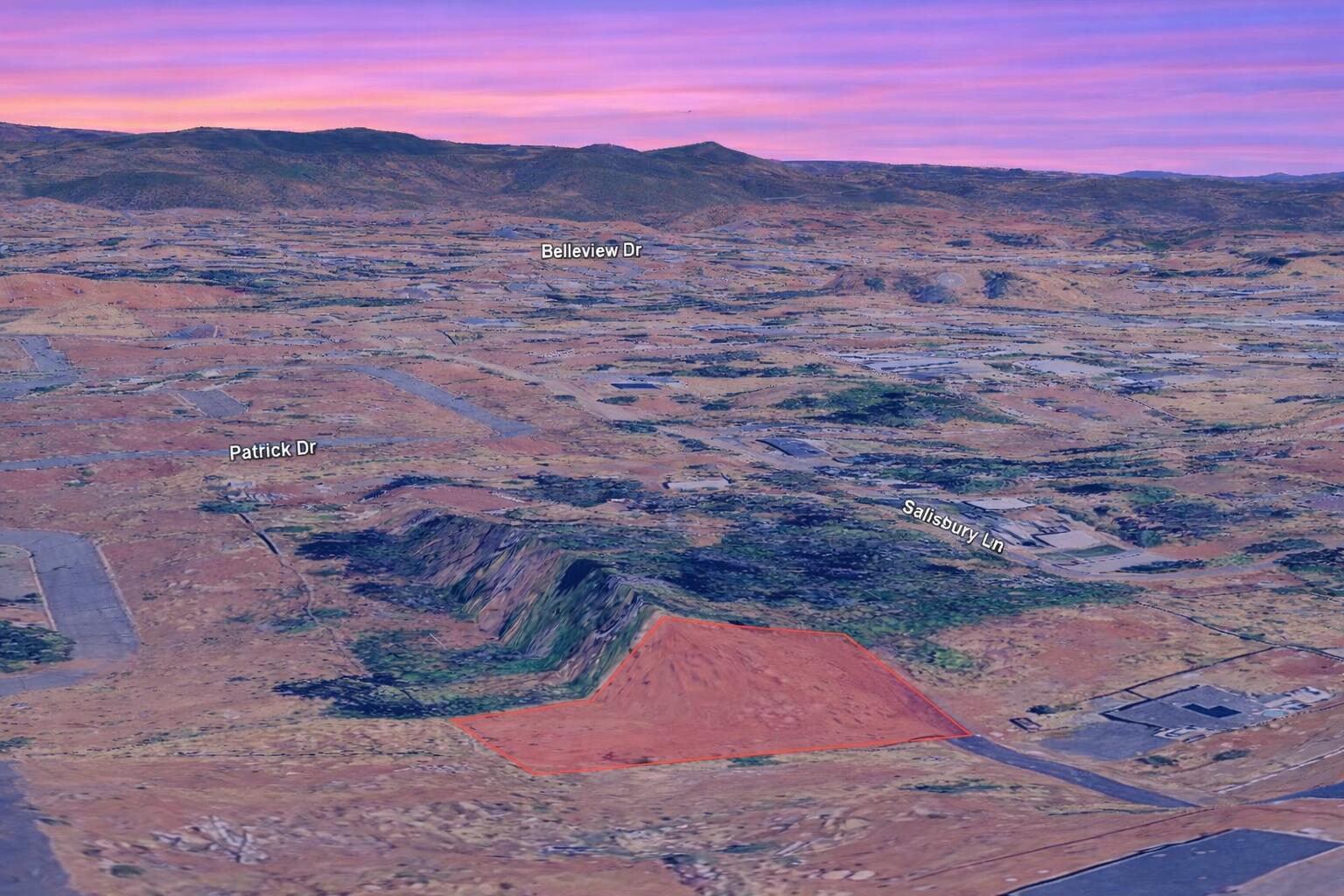 1397 Salisbury Ln, Paradise, CA 95969