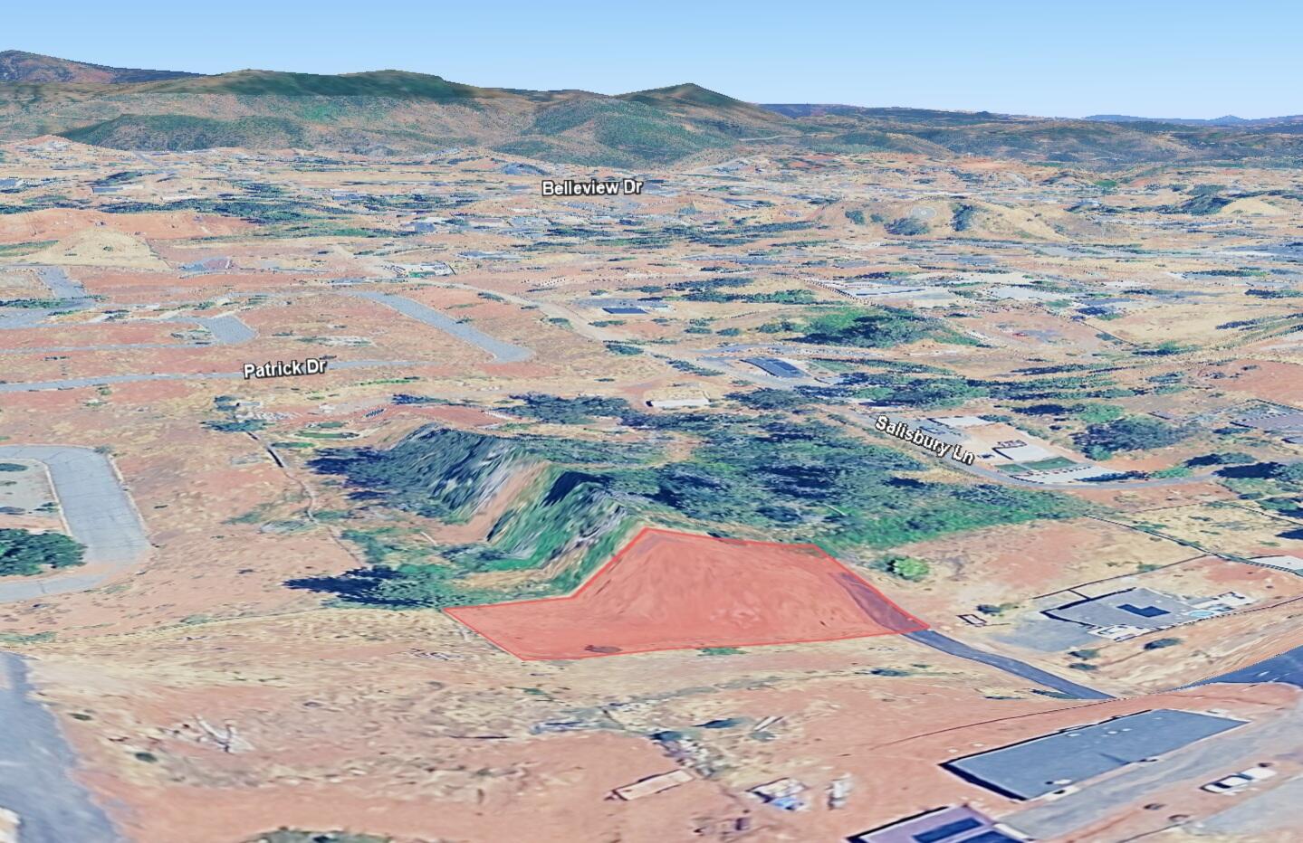 1397 Salisbury Ln, Paradise, CA 95969