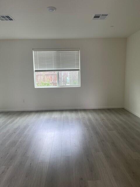 2227 S Crumal St, Visalia, CA 93292