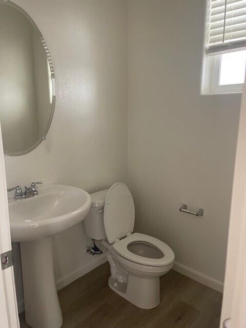 2227 S Crumal St, Visalia, CA 93292