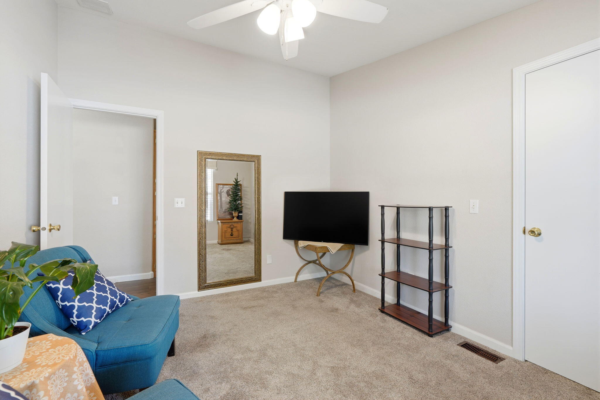 100 S Westwood St #91, Porterville, CA 93257