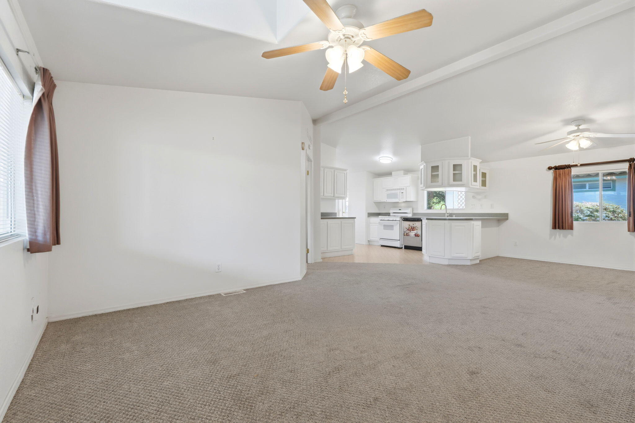 100 S Westwood St #129, Porterville, CA 93257