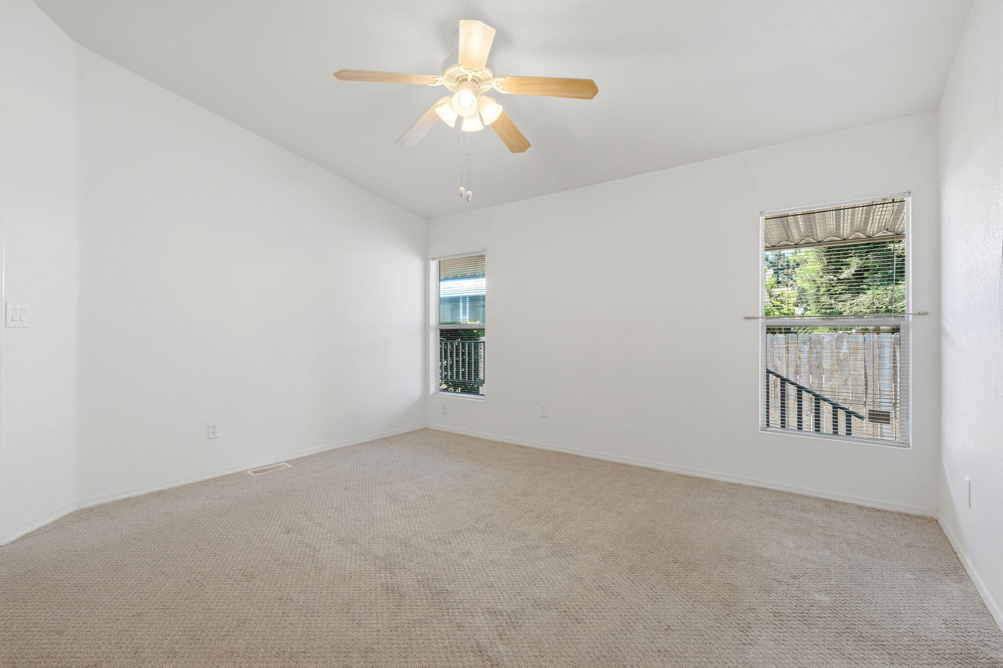 100 S Westwood St #129, Porterville, CA 93257