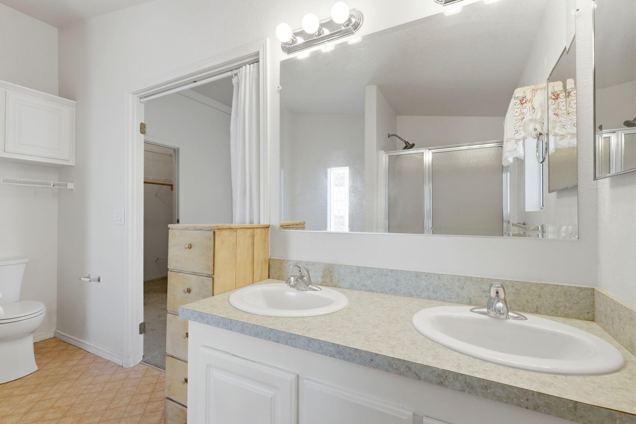 100 S Westwood St #129, Porterville, CA 93257