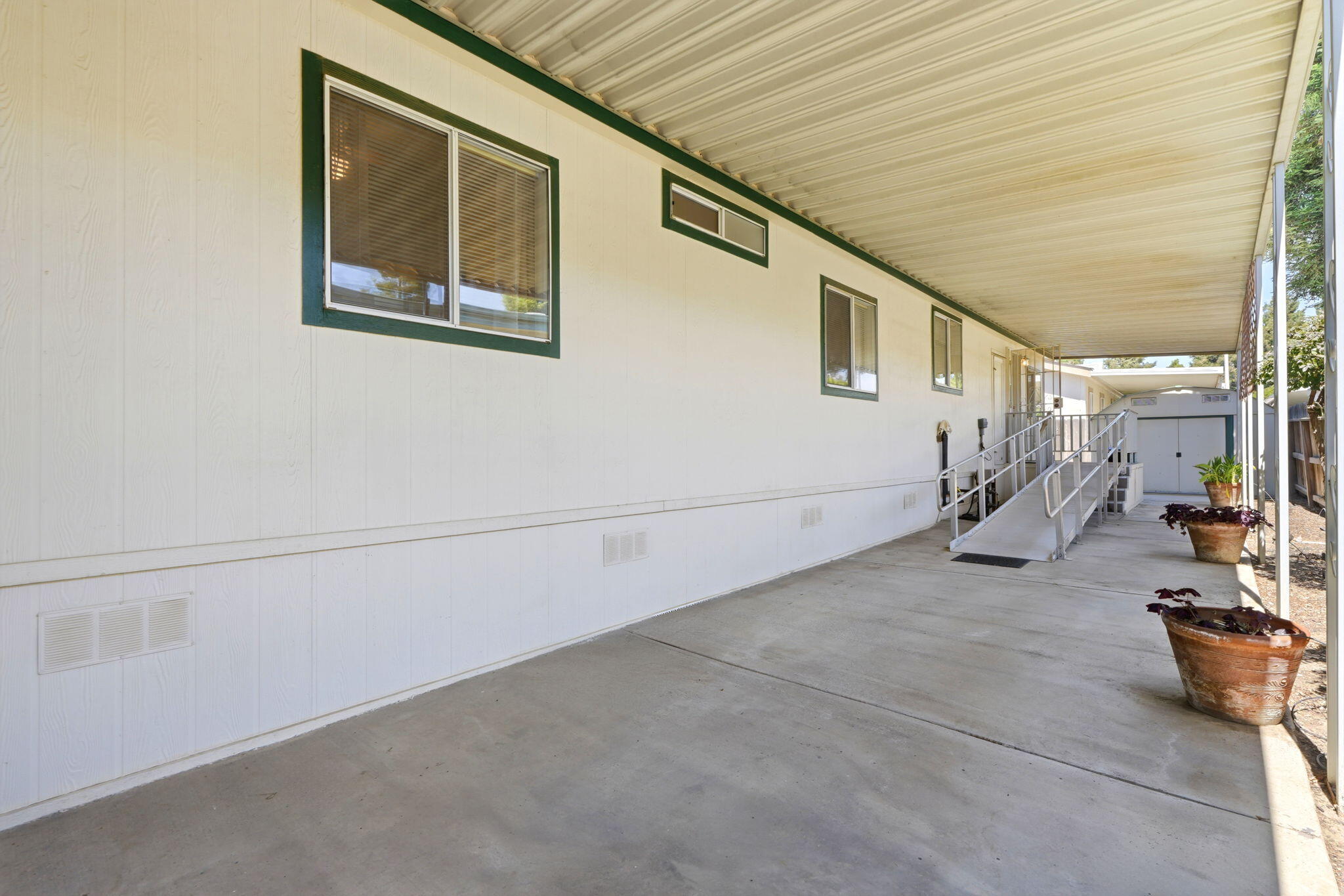 100 S Westwood St #129, Porterville, CA 93257