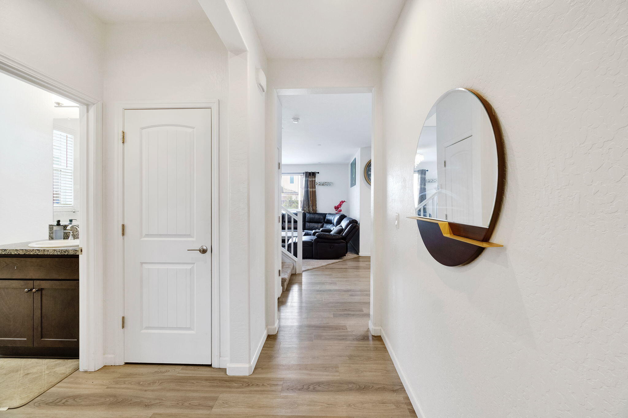 6188 E Berkeley Ave, Fresno, CA 93727