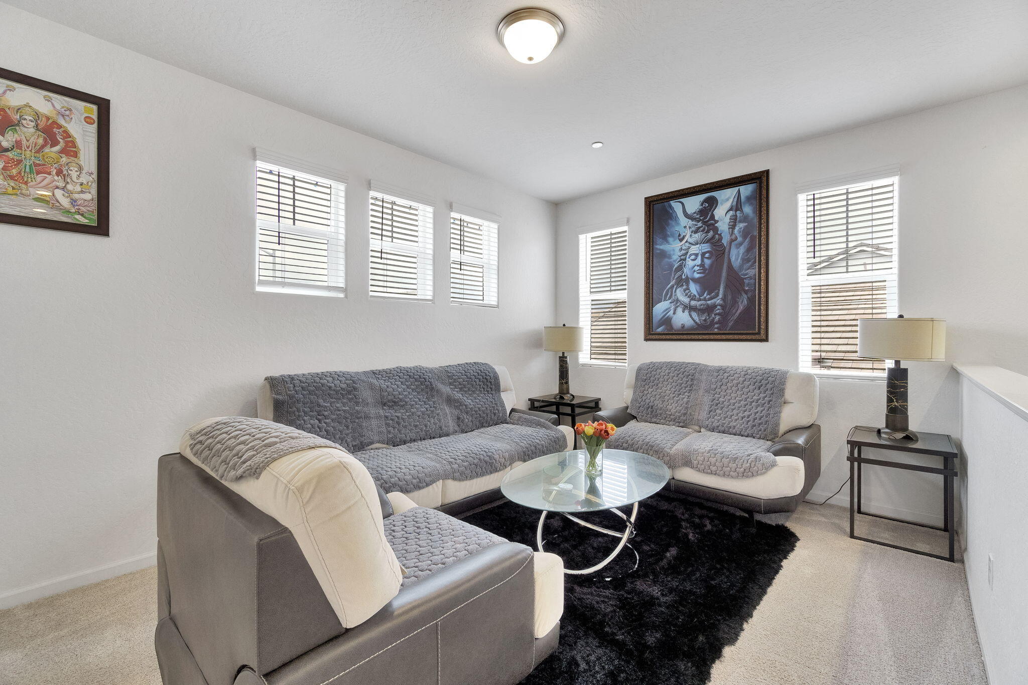 6188 E Berkeley Ave, Fresno, CA 93727