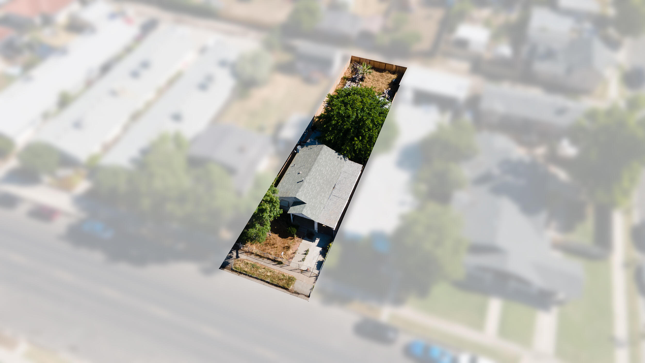 330 N L, Dinuba, CA 93618