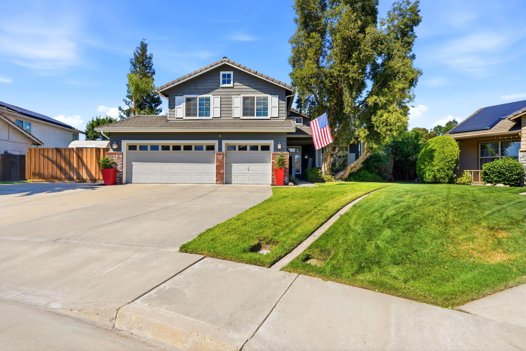 5640 W Monte Verde Ct, Visalia, CA 93277
