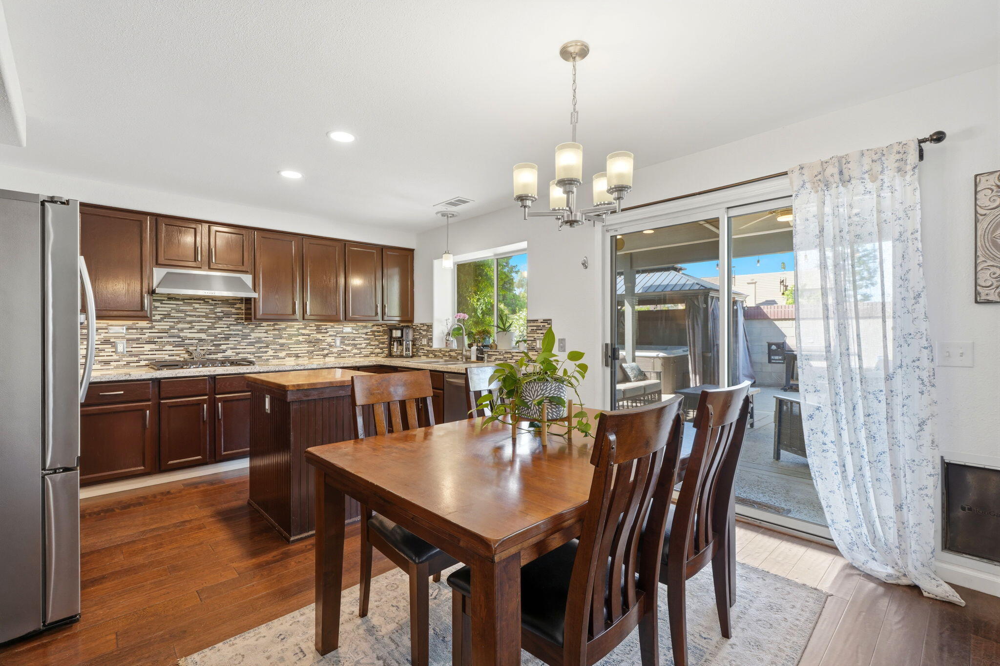 5640 W Monte Verde Ct, Visalia, CA 93277