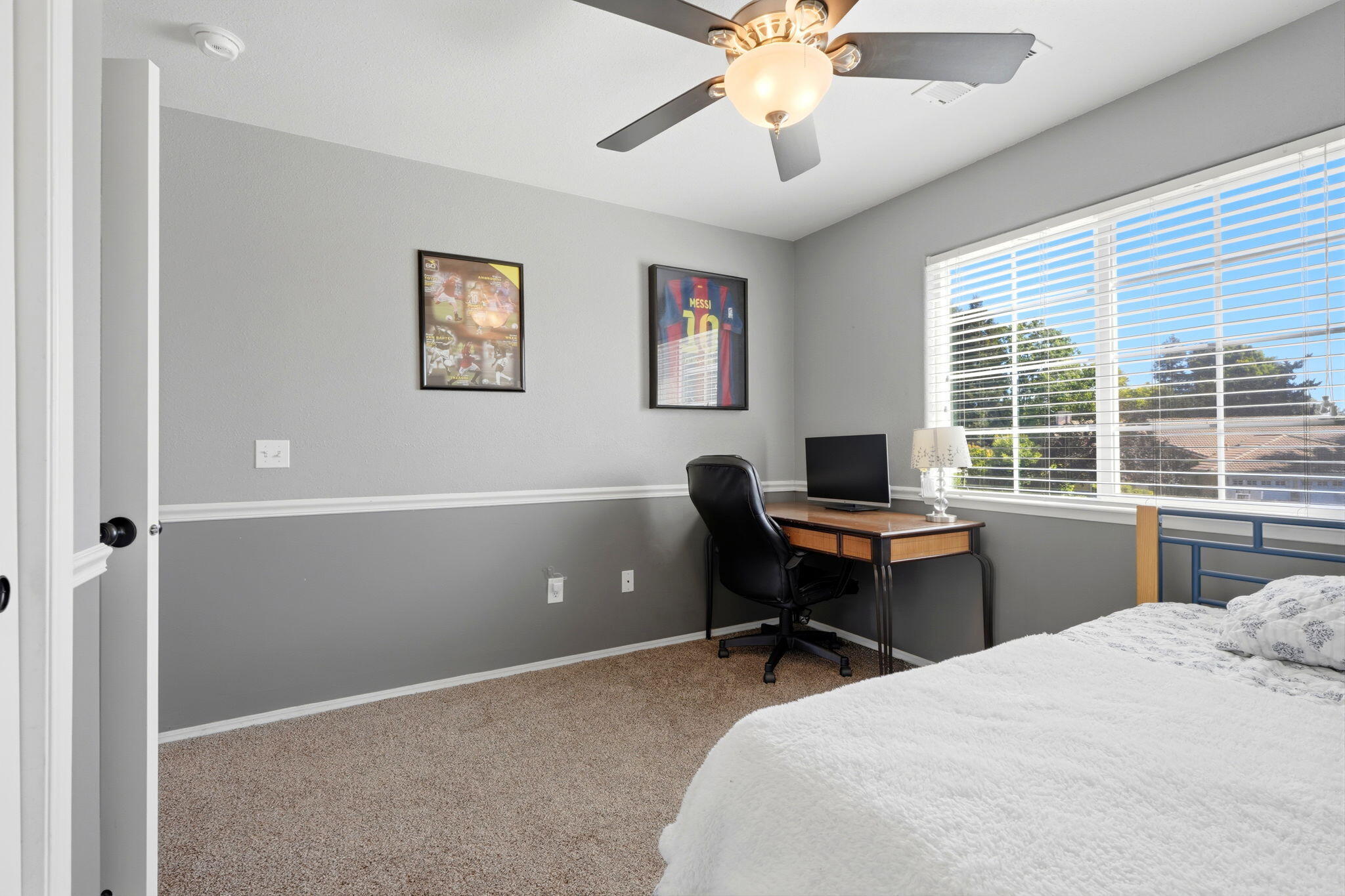 5640 W Monte Verde Ct, Visalia, CA 93277