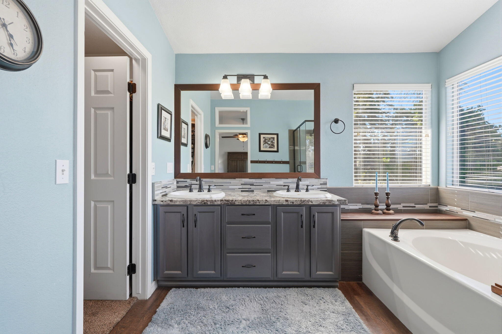 5640 W Monte Verde Ct, Visalia, CA 93277