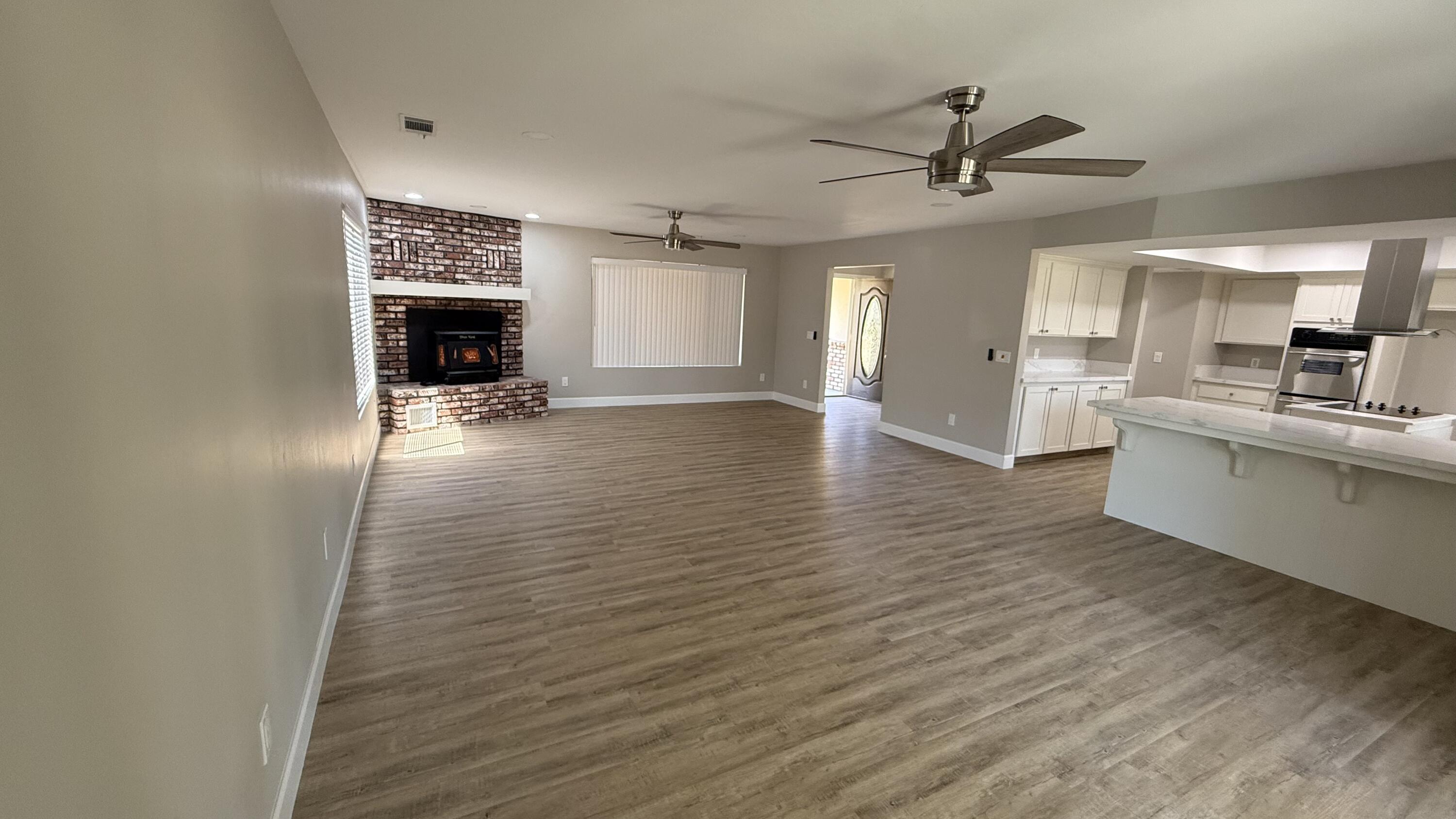 27057 Ave 196, Strathmore, CA 93267