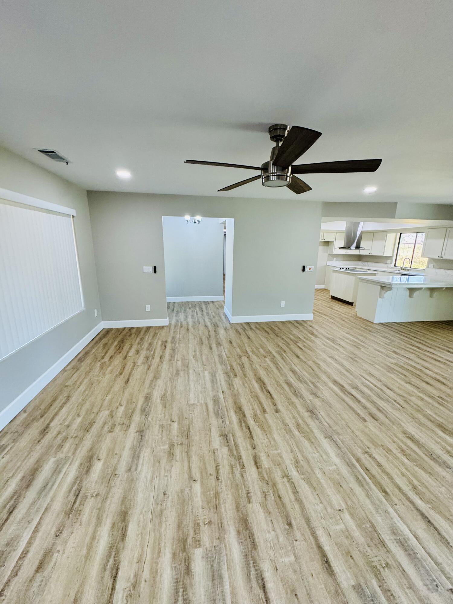 27057 Ave 196, Strathmore, CA 93267