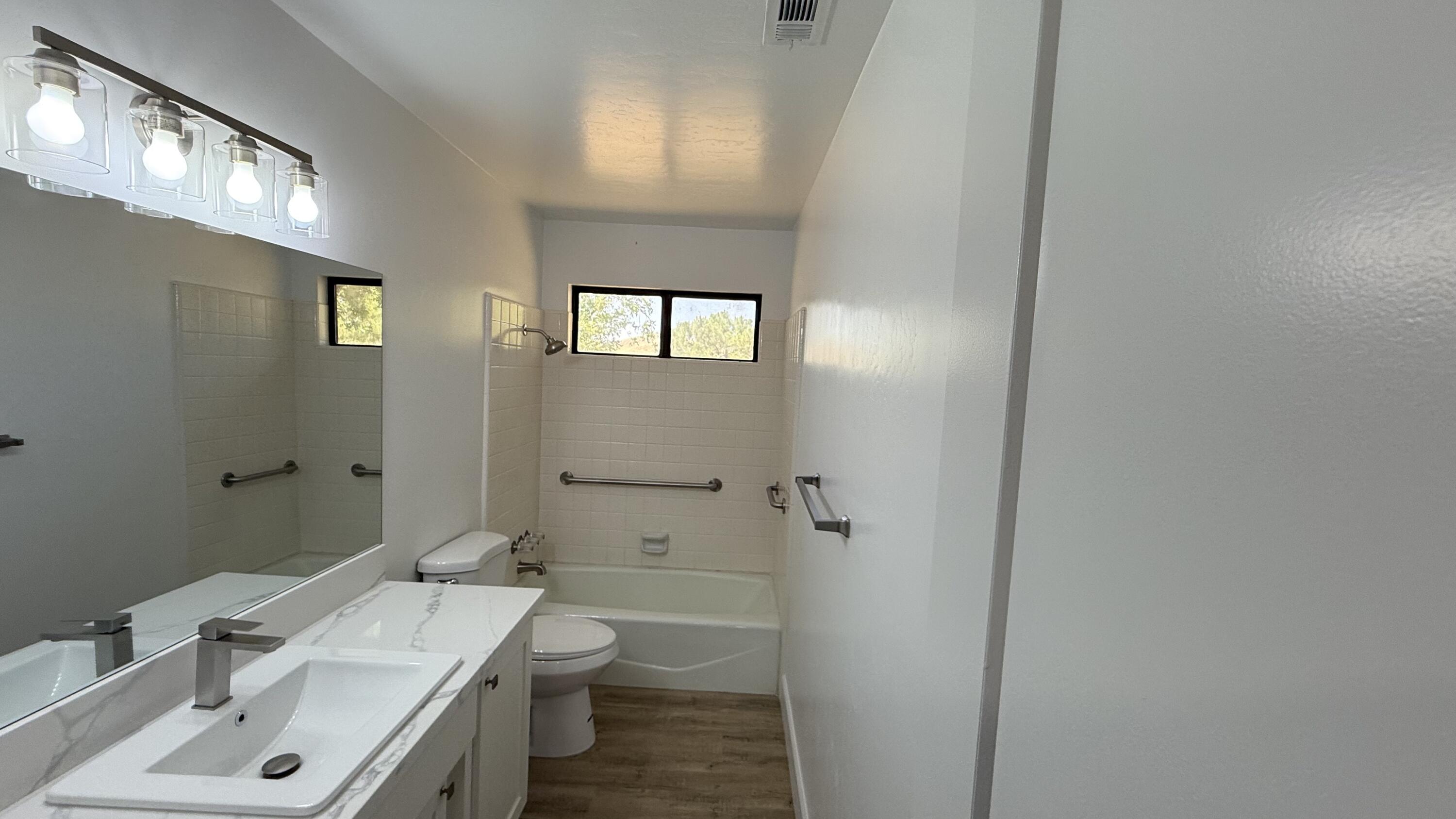 27057 Ave 196, Strathmore, CA 93267