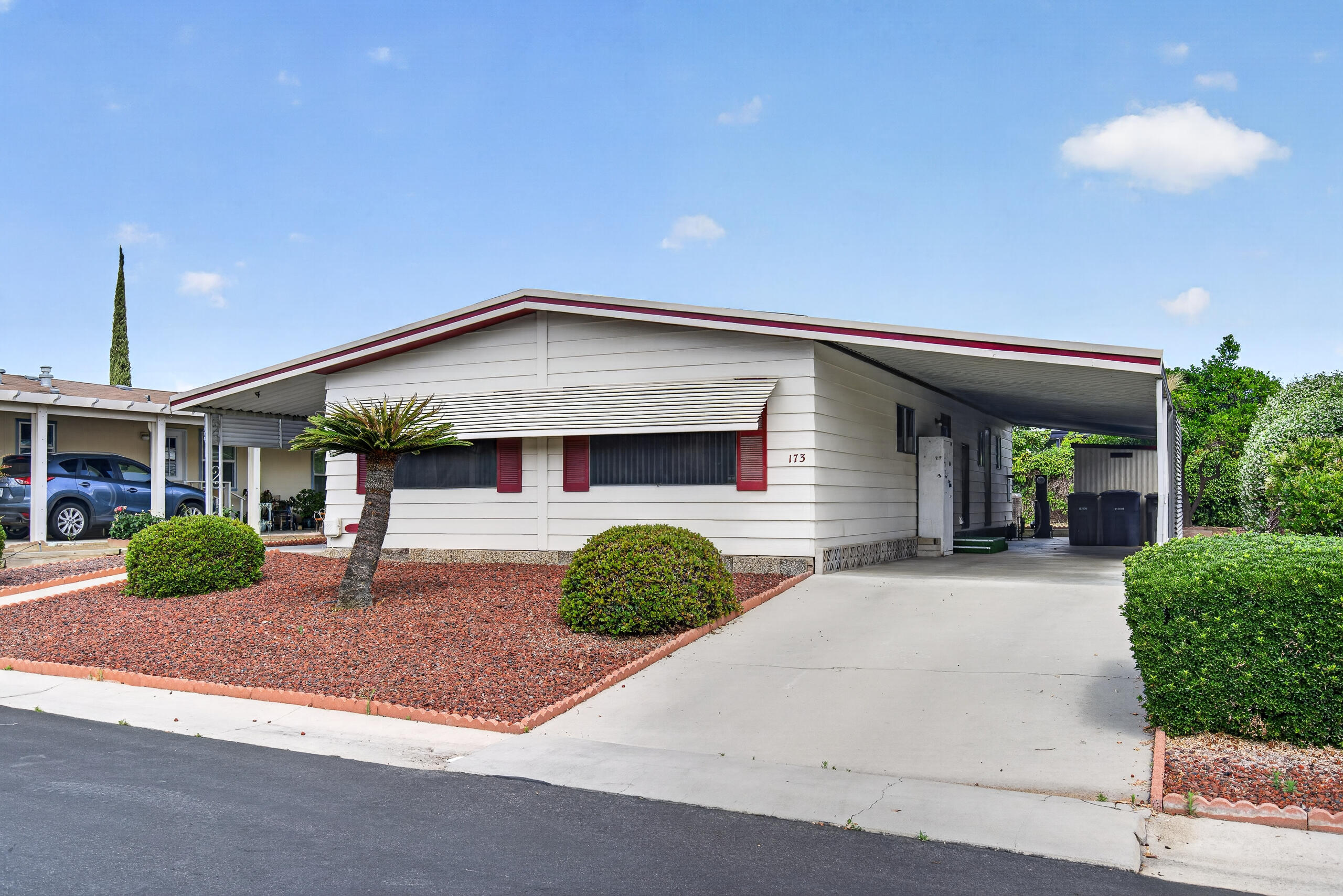1300 W Olson Ave #155, Reedley, CA 93654