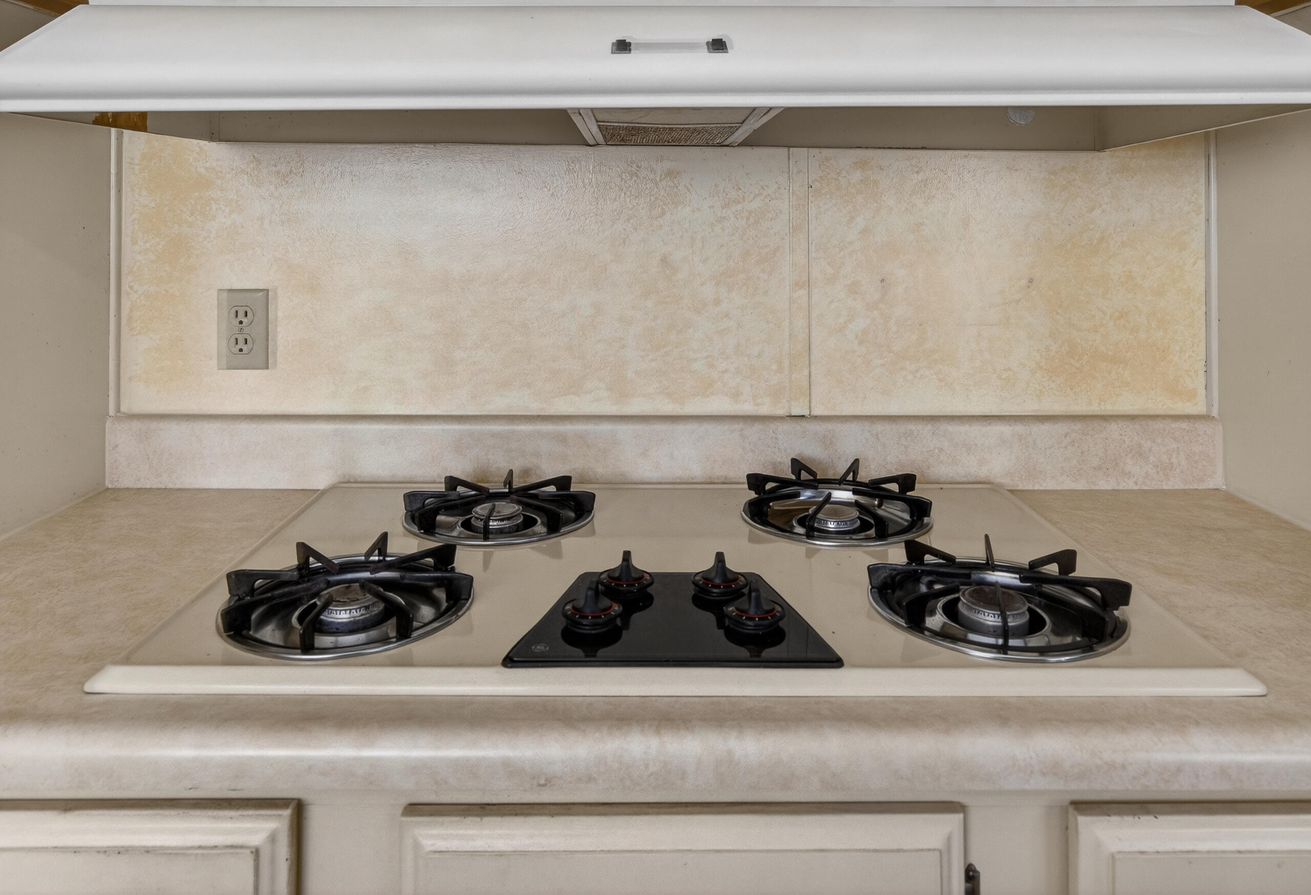 1300 W Olson Ave #155, Reedley, CA 93654