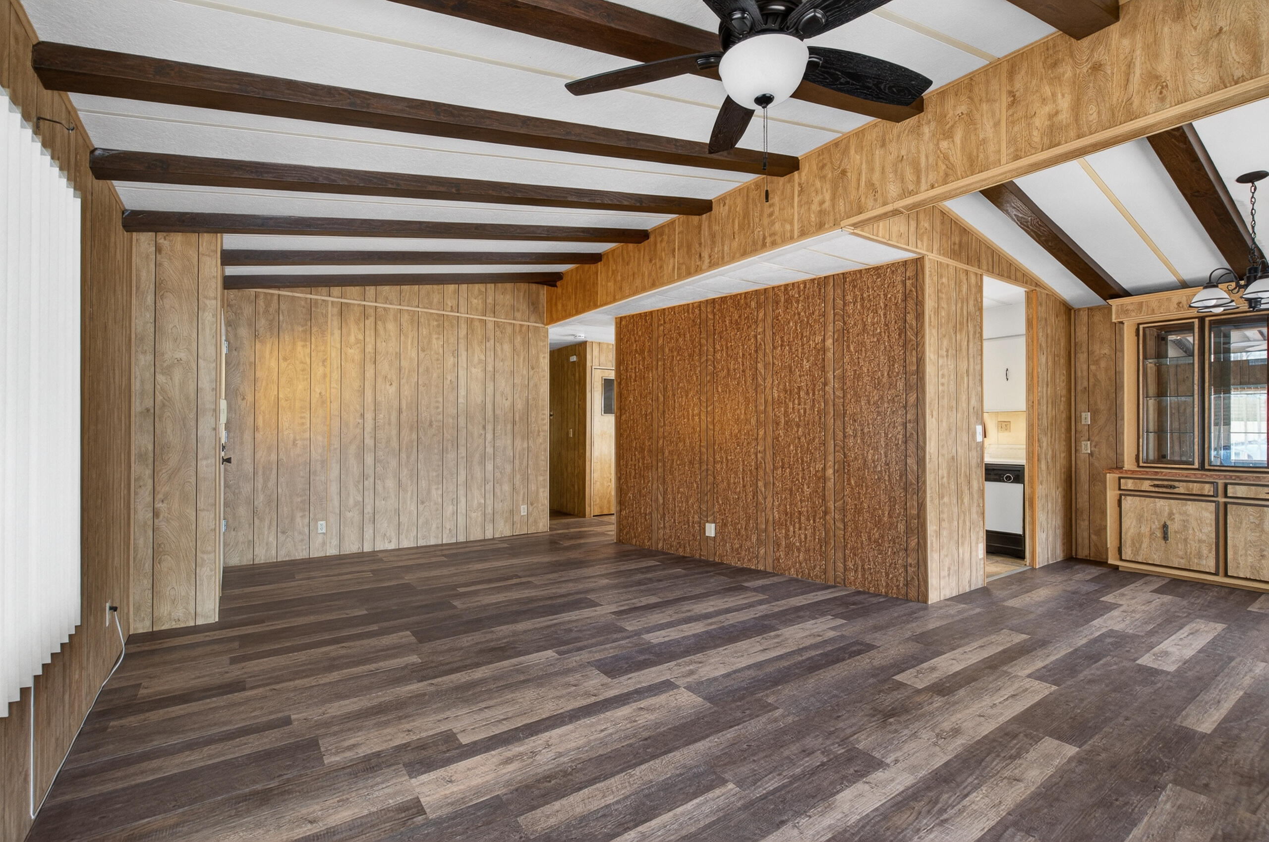 1300 W Olson Ave #155, Reedley, CA 93654