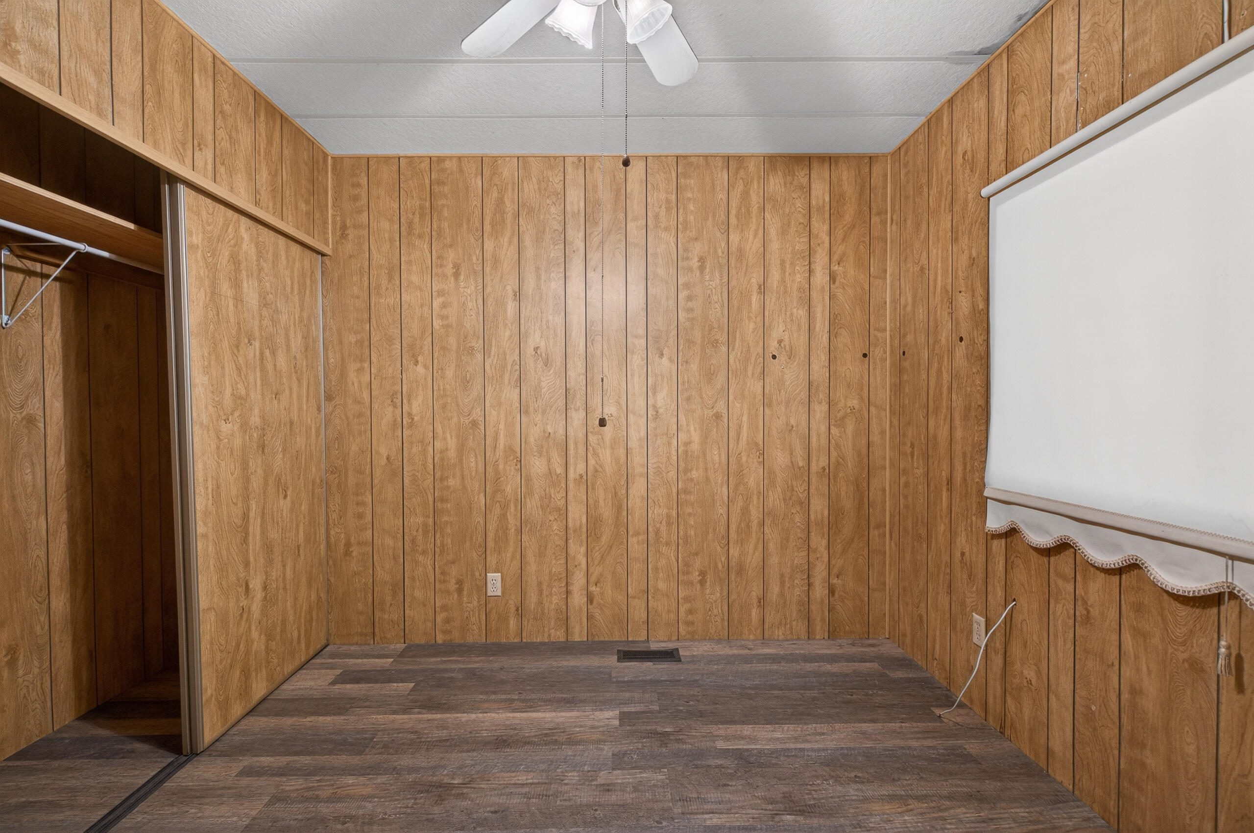 1300 W Olson Ave #155, Reedley, CA 93654