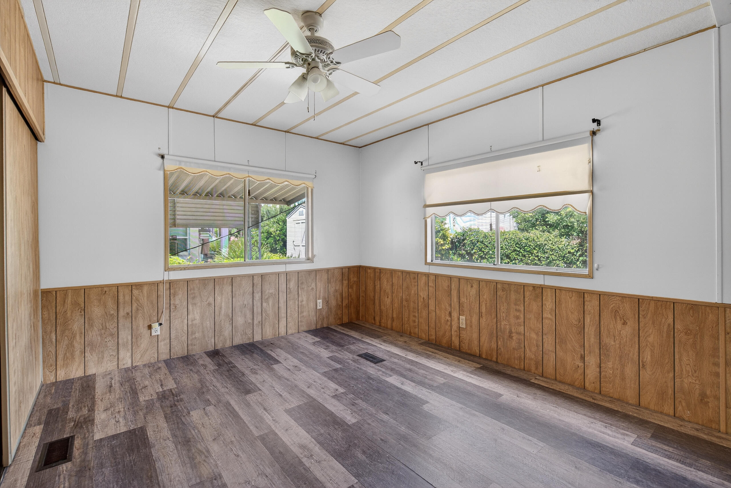 1300 W Olson Ave #155, Reedley, CA 93654