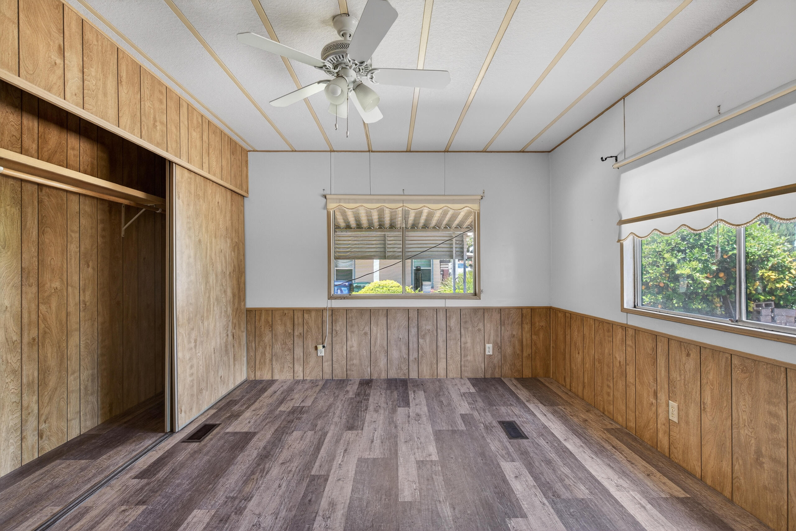 1300 W Olson Ave #155, Reedley, CA 93654