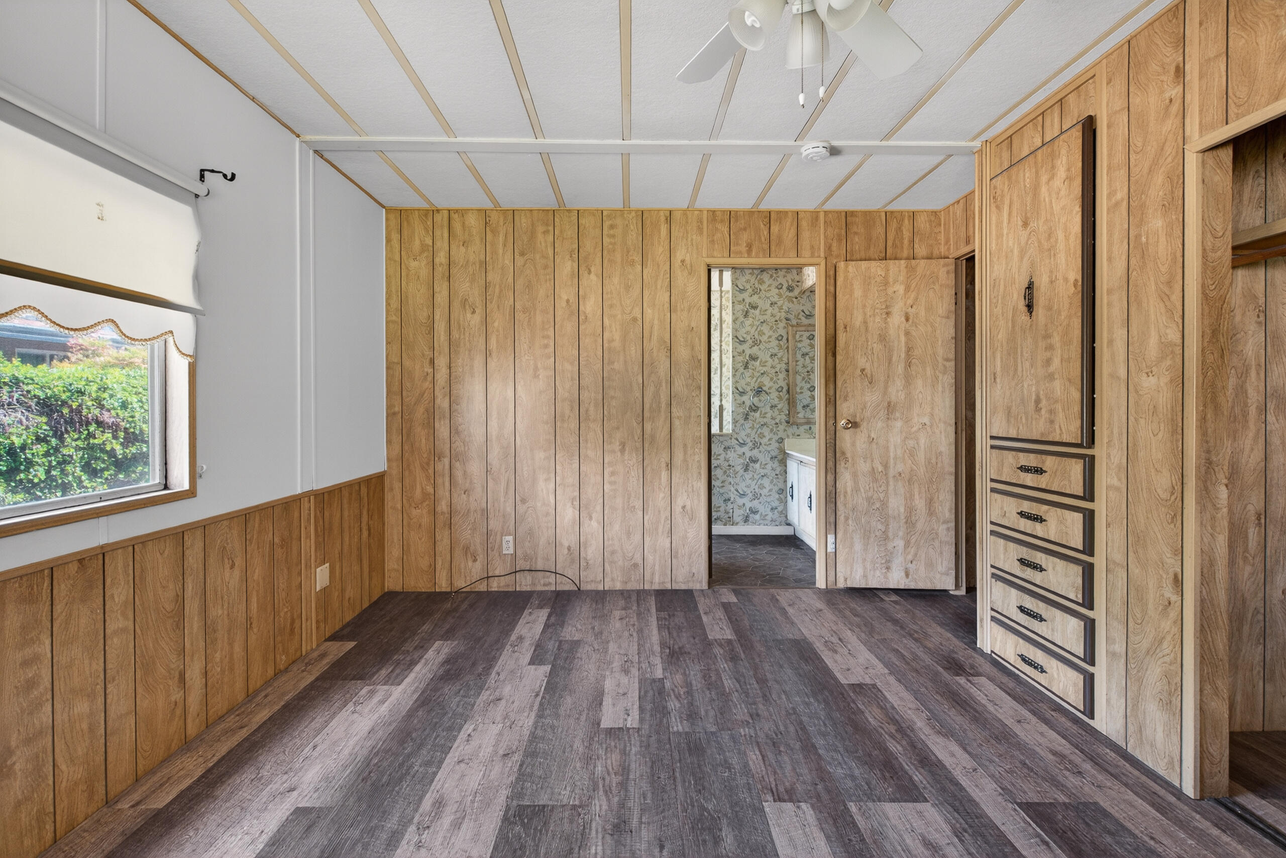 1300 W Olson Ave #155, Reedley, CA 93654