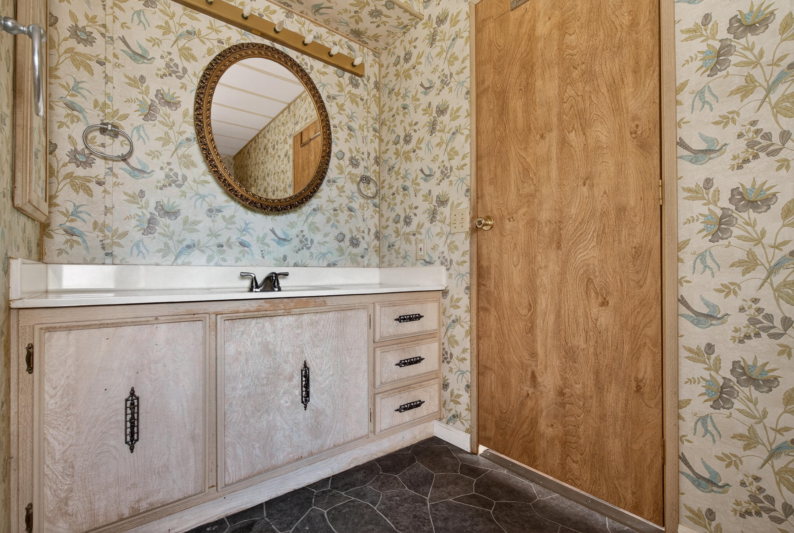 1300 W Olson Ave #155, Reedley, CA 93654