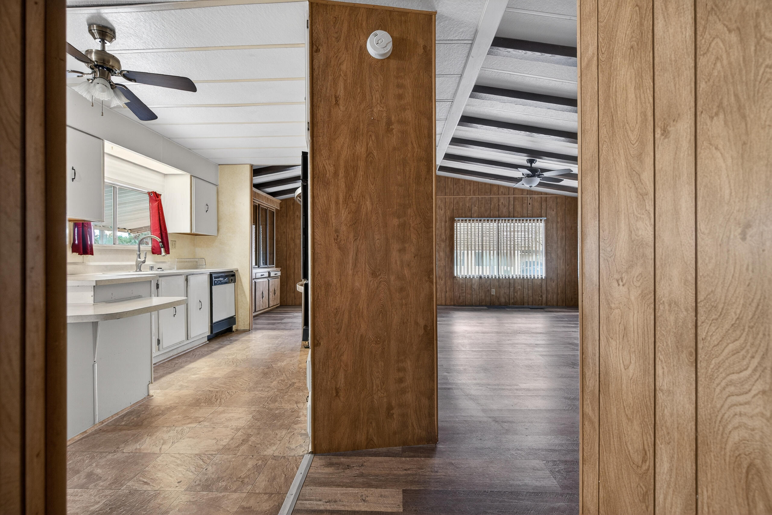 1300 W Olson Ave #155, Reedley, CA 93654