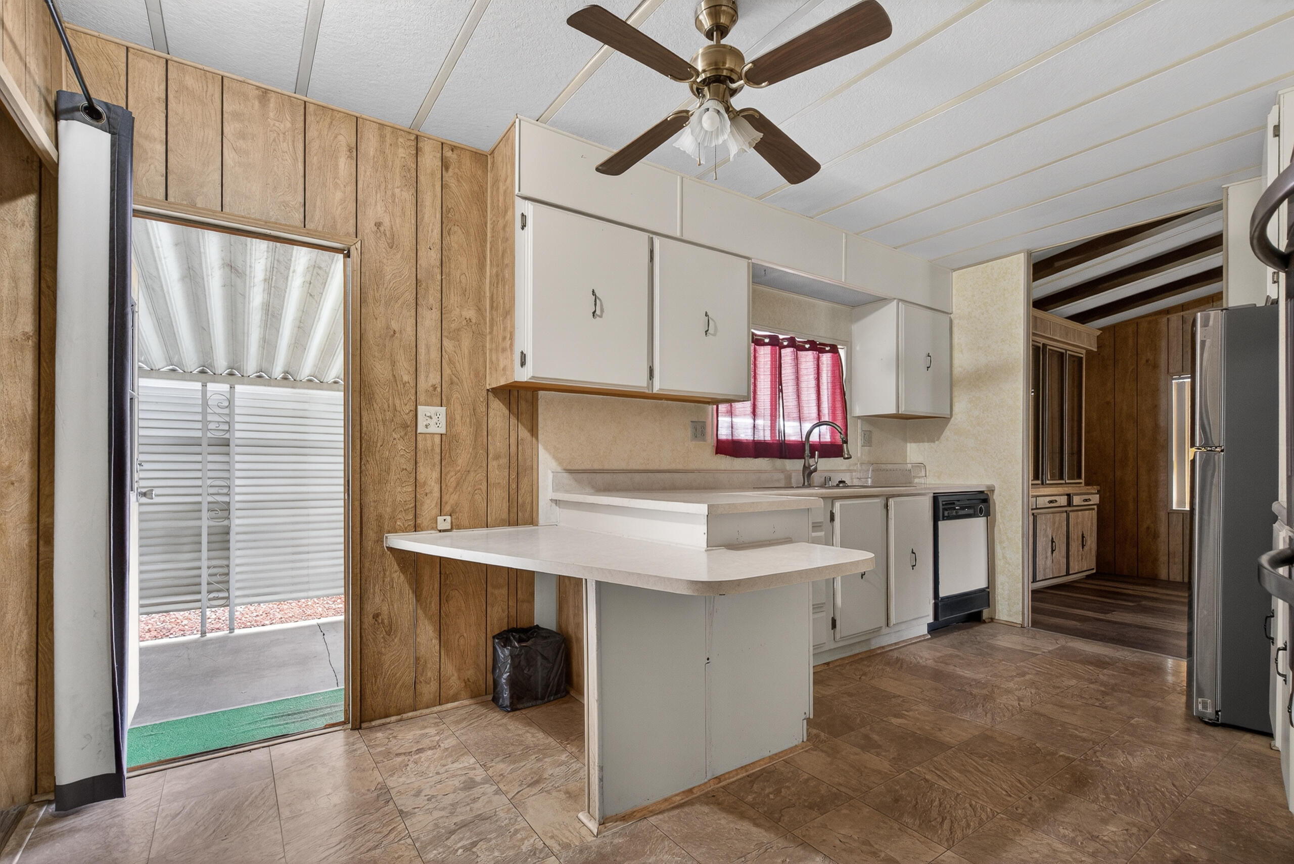 1300 W Olson Ave #155, Reedley, CA 93654