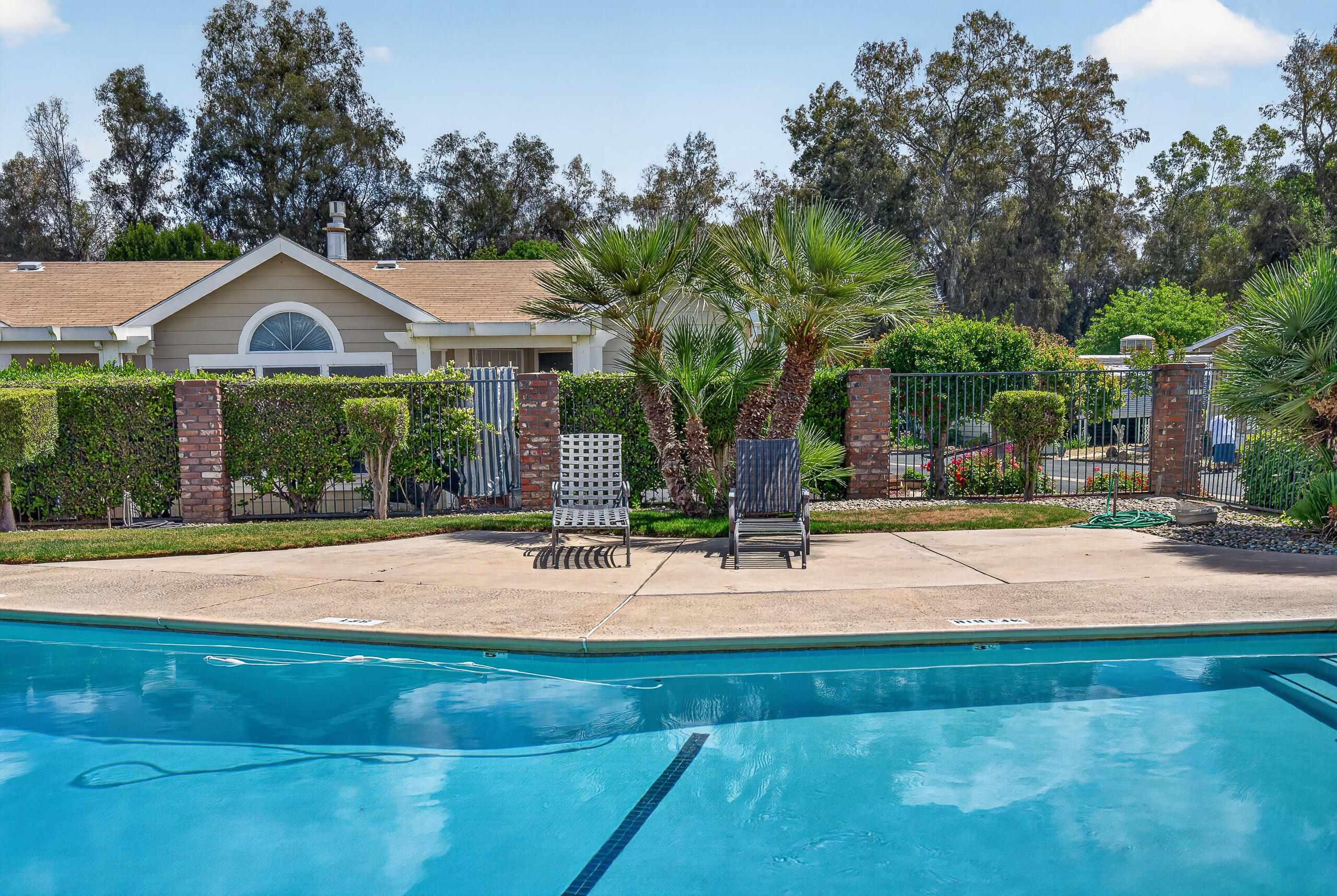 1300 W Olson Ave #155, Reedley, CA 93654