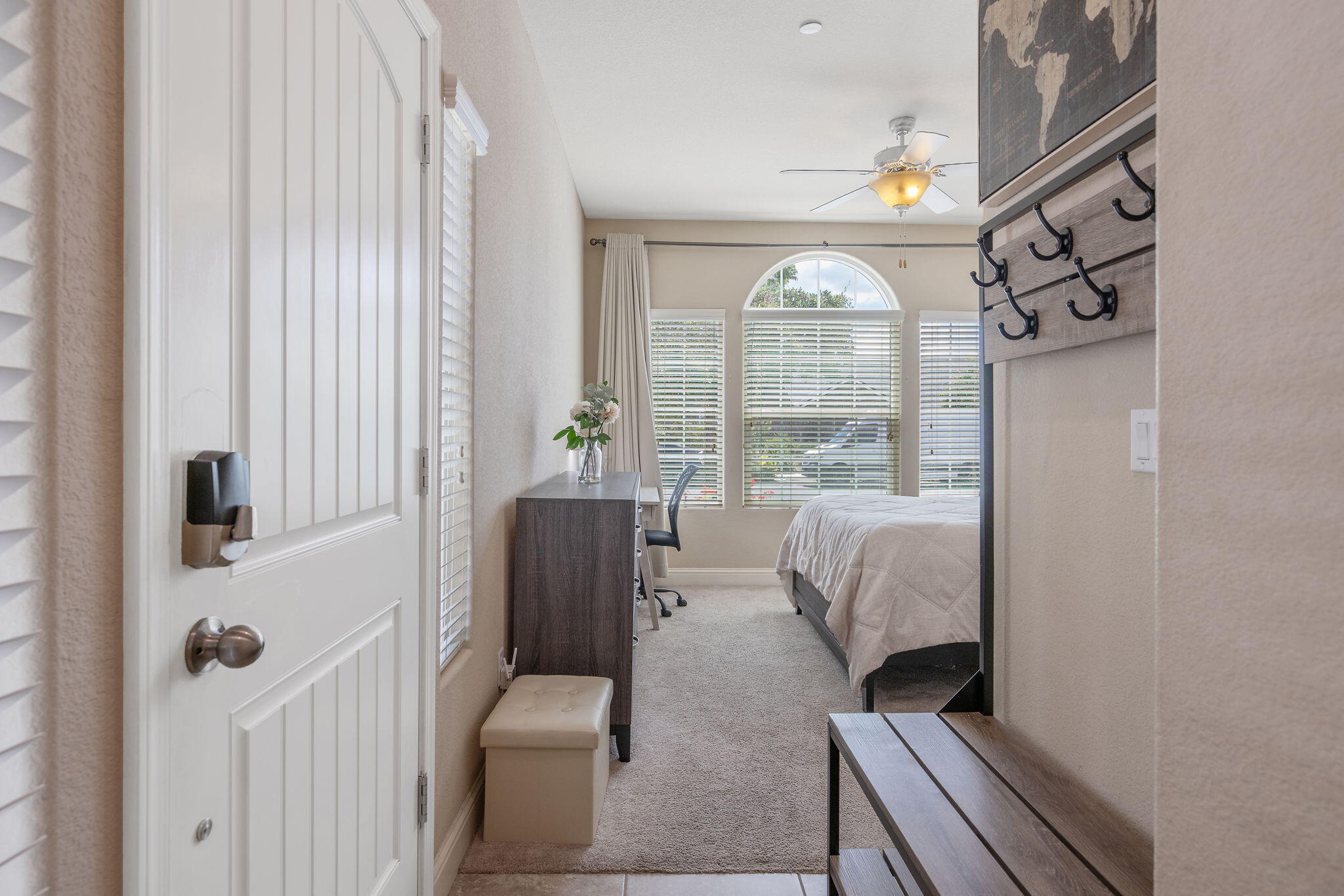 3938 W Vine Ave, Visalia, CA 93291